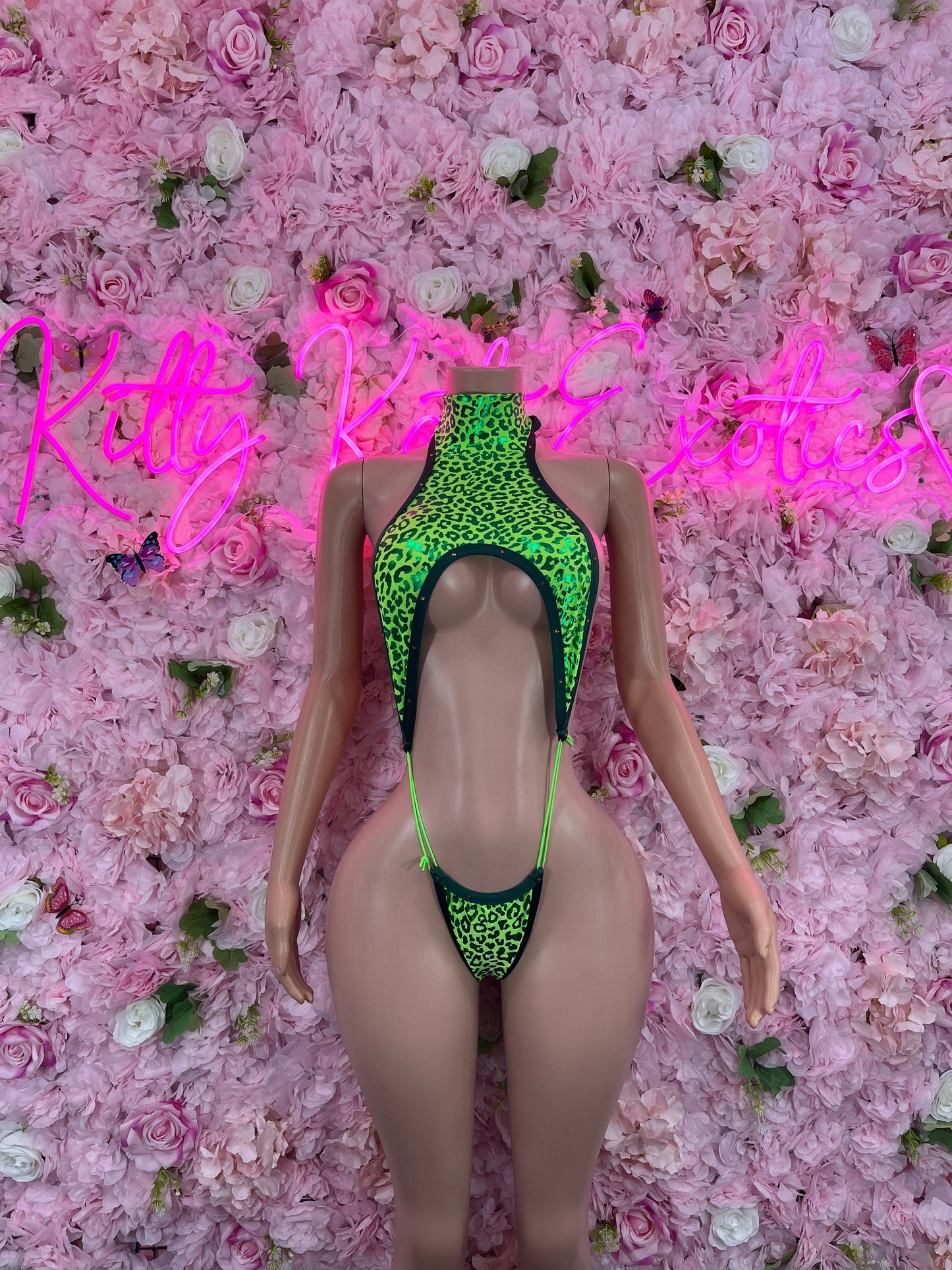 Slingshot Bodysuit Green Sexy Outfit for Parties, Clubwear, or Festivals | Trendy and Eye-Catching Fashion Exotic Dancewear