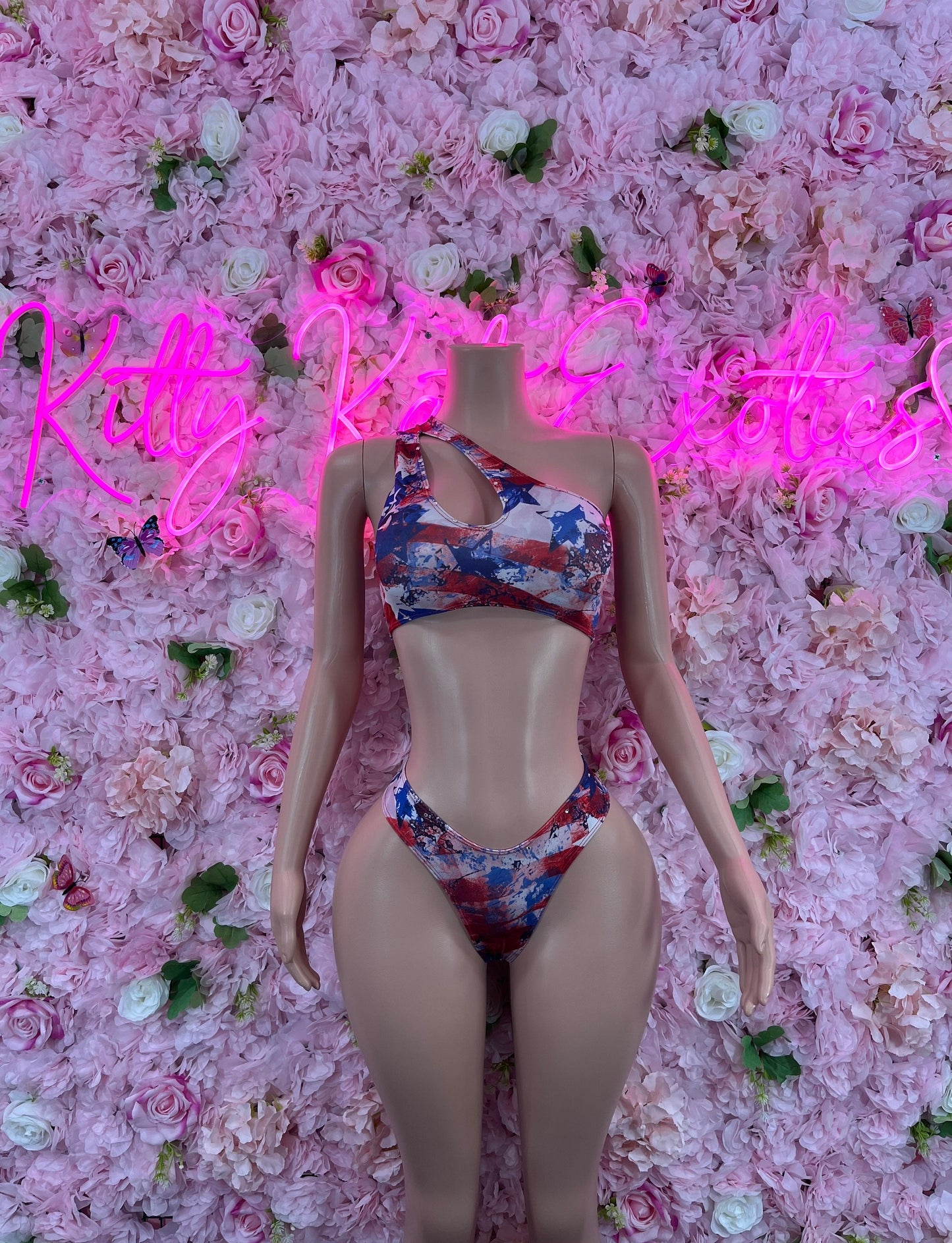 Two-Piece USA Bikini Patriotic Swimsuit for Beach, Pool Parties, or Summer Fun | Stylish and Comfortable Swimwear