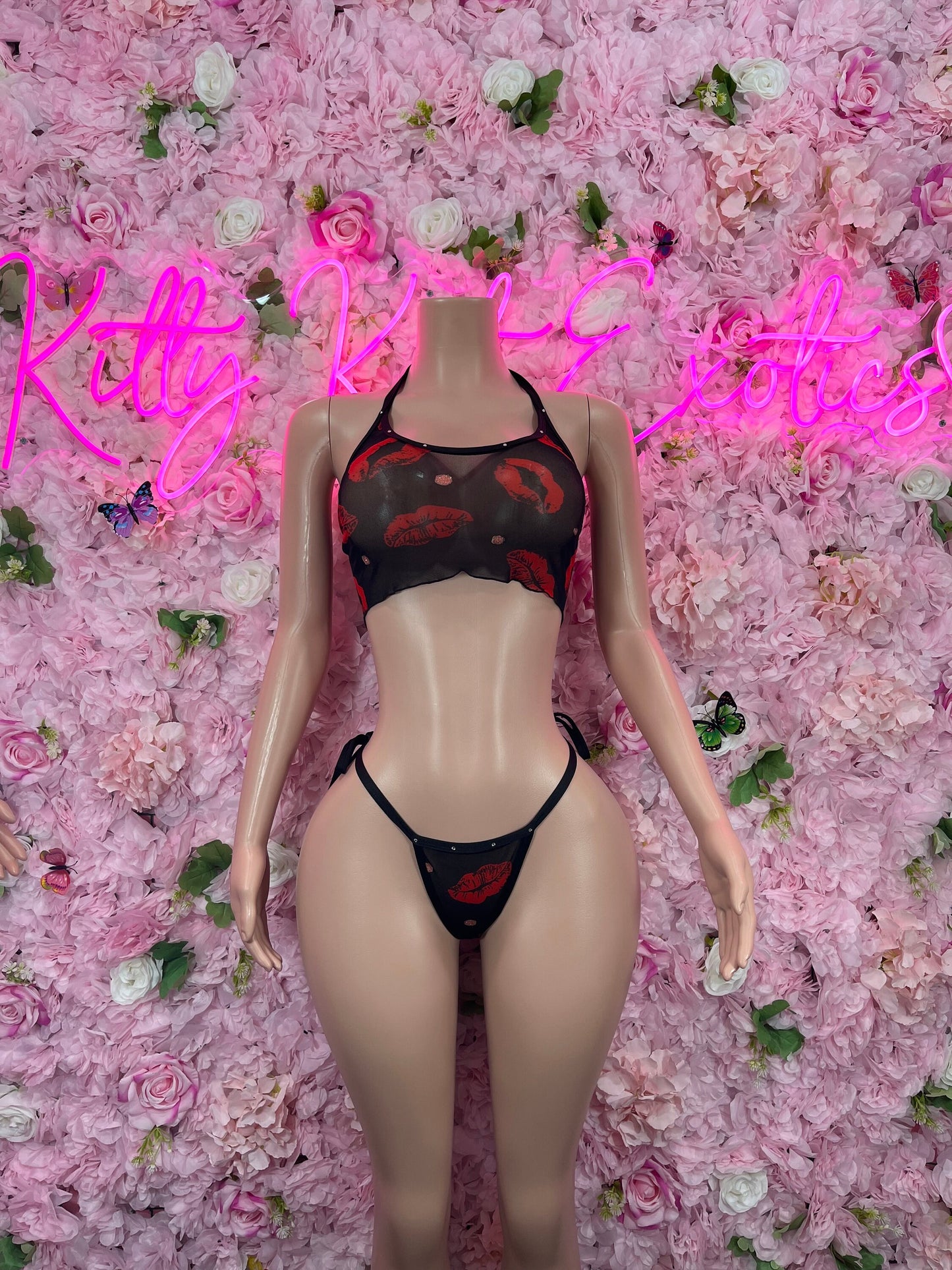 Two Piece Red Lips Mesh
