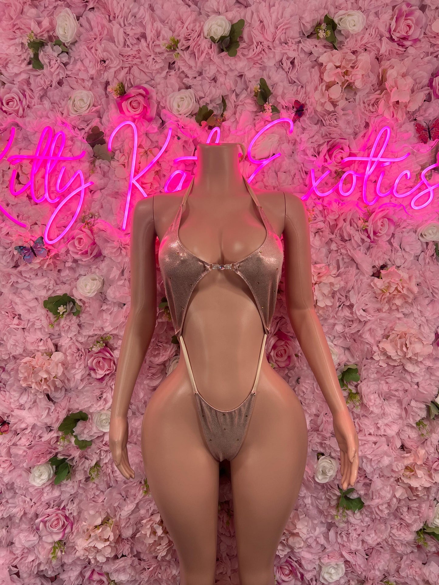 Slingshot Bodysuit Rose Gold Sexy Outfit for Parties, Clubwear, or Festivals | Trendy and Eye-Catching Fashion Exotic Dancewear