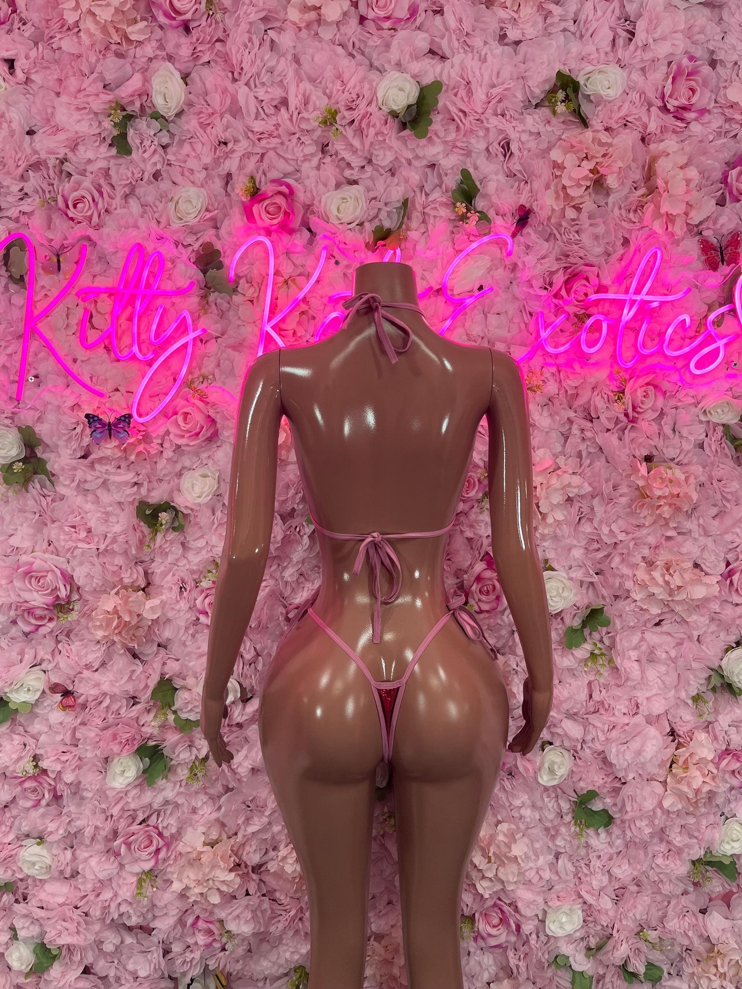 Flirty Two-Piece Swimwear Set in Pretty Pink Hue