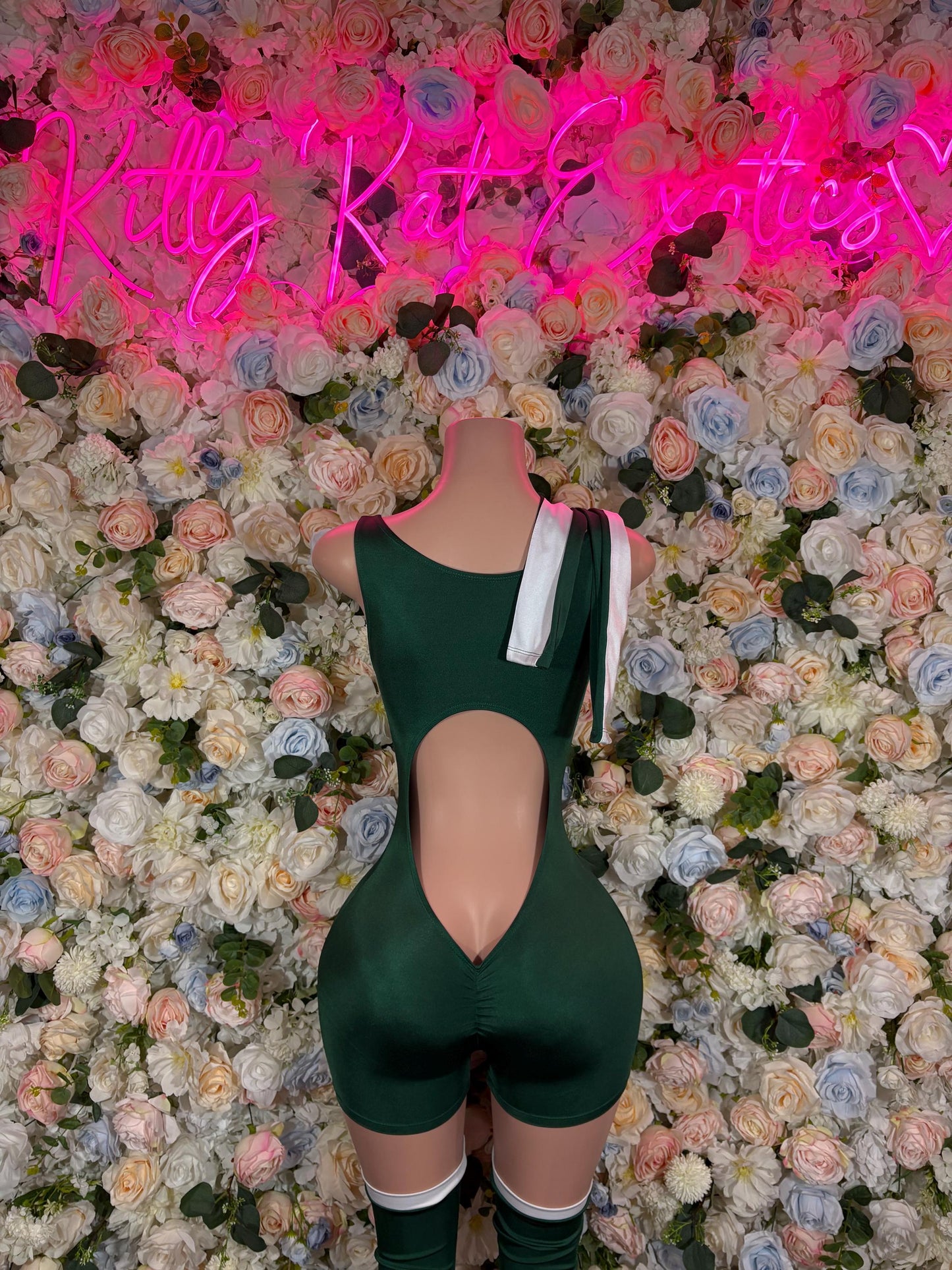 Halloween Sexy Adult Green Tracksuit Cosplay Costume | Numbered Player Outfit for Halloween | Group Party Game-Inspired Attire