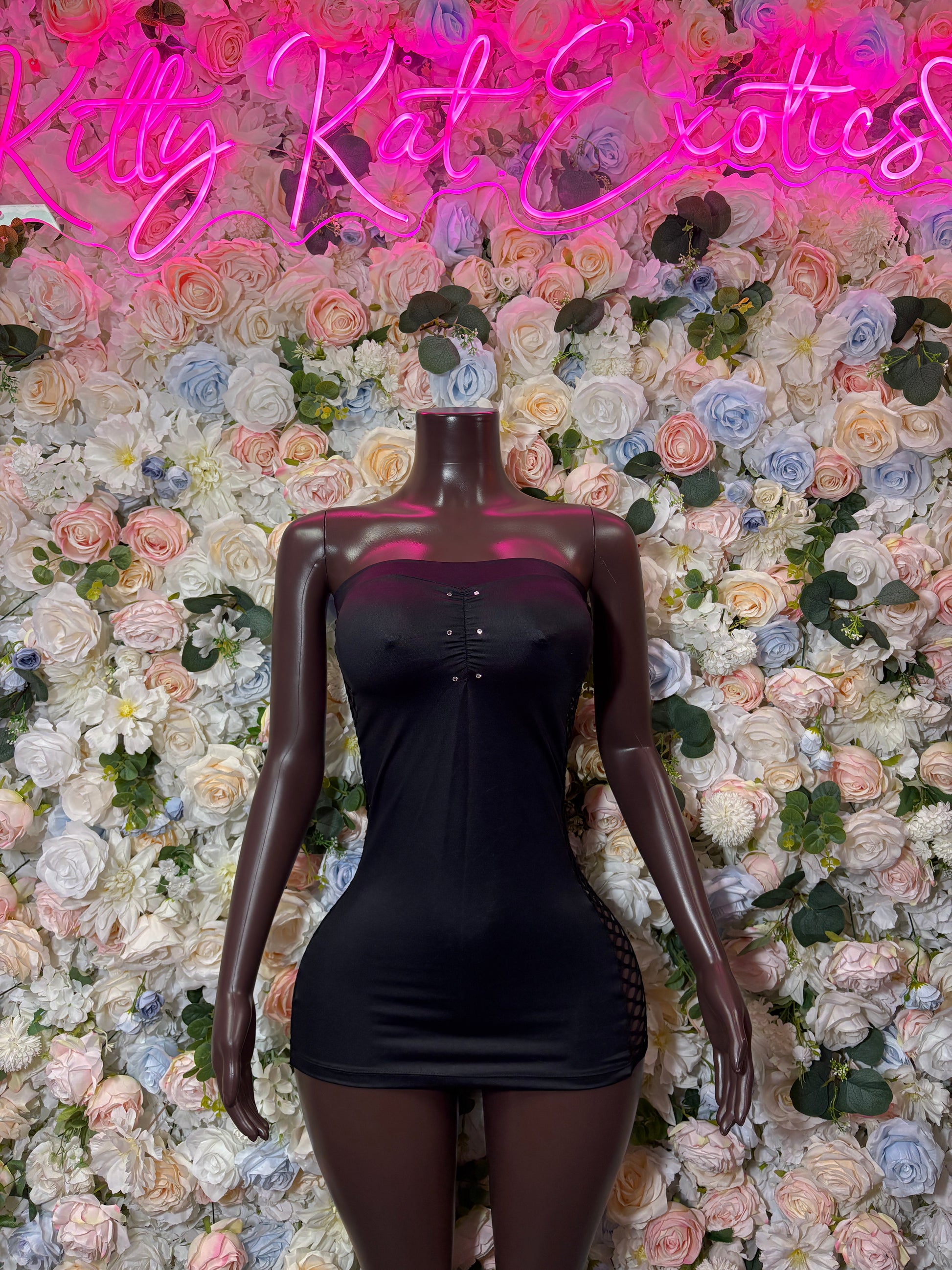 Black Dress - Sexy Date Night Club Dress