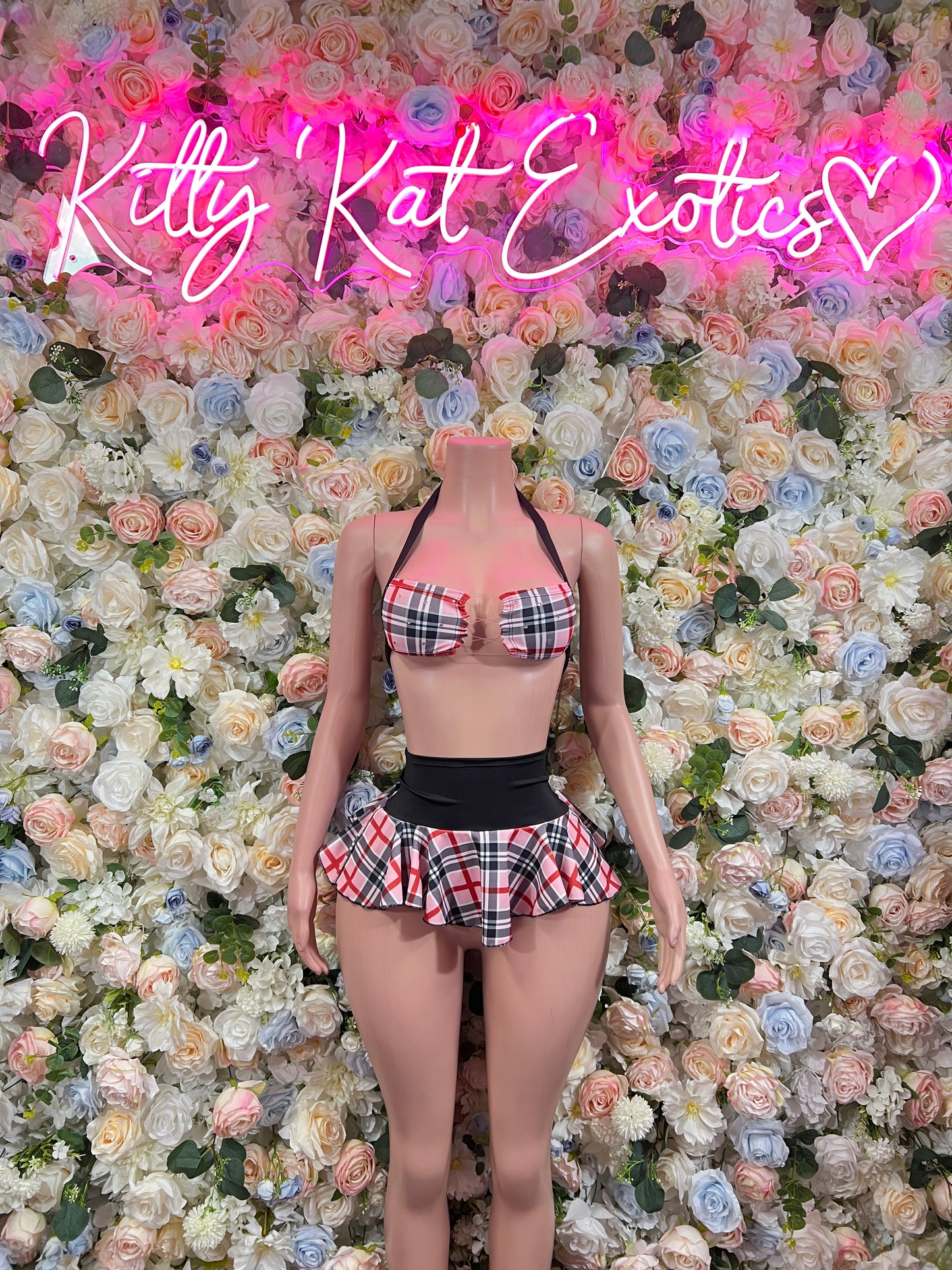 Pink plaid two-piece skirt set: halter bra top and pleated mini skirt, black waistband