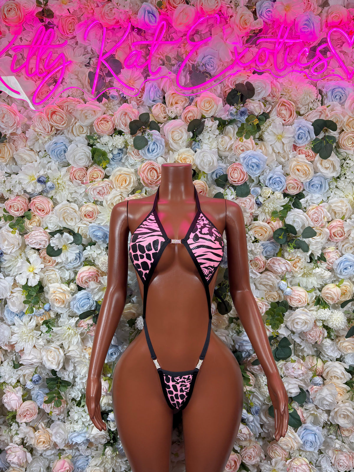 Animal-print halter bodysuit with V-neck, pink and black