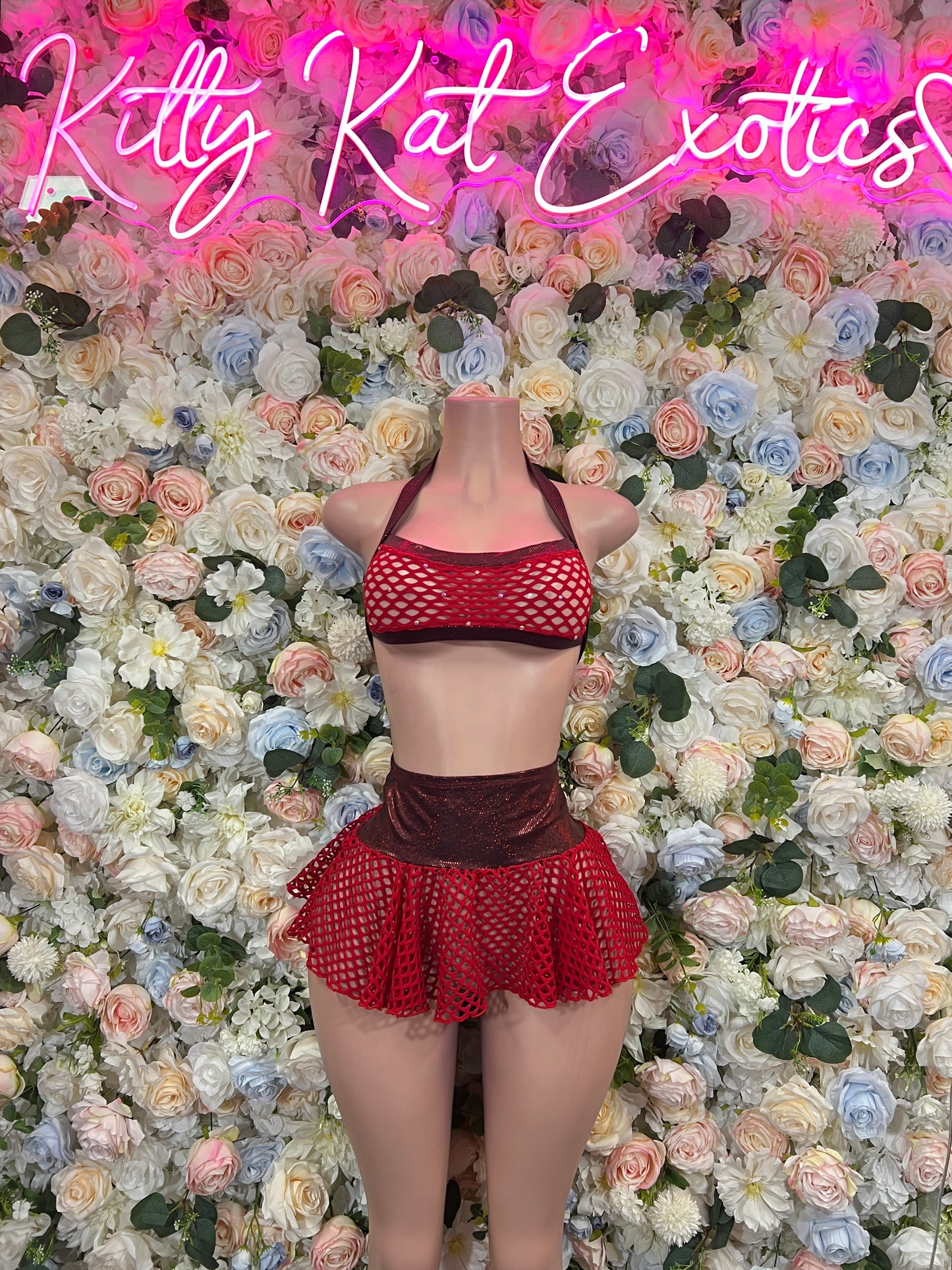 Red halter bra and ruffled mini skirt two-piece dancewear set