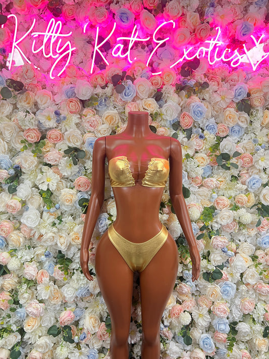 New Years Gold Metallic Two Piece Women – New Year’s Eve Outfit, Exotic Dancewear, Stage Performance Costume, Sexy Festival Wear