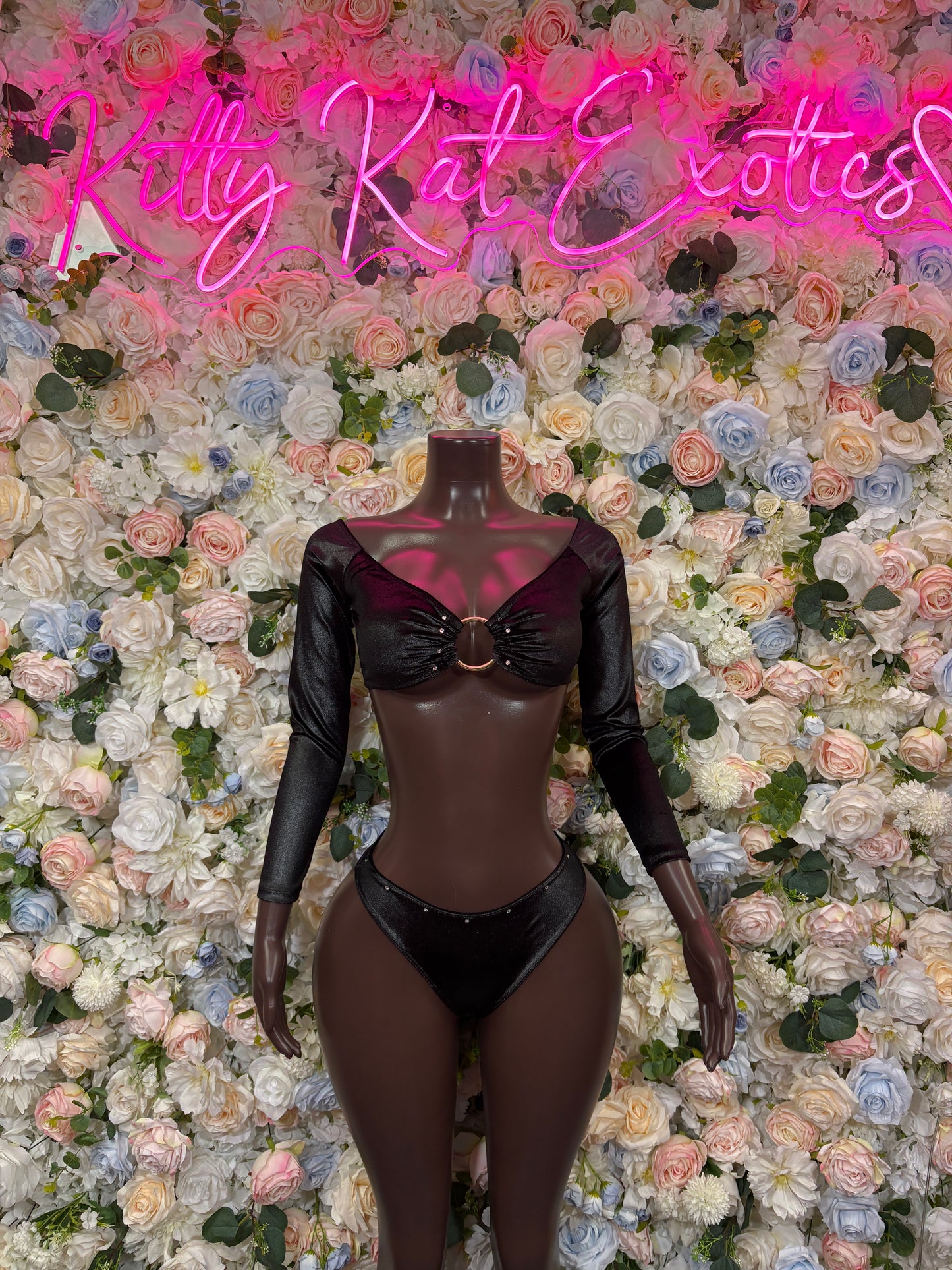 Black glossy crop top bikini set with long sleeves and V-neck front