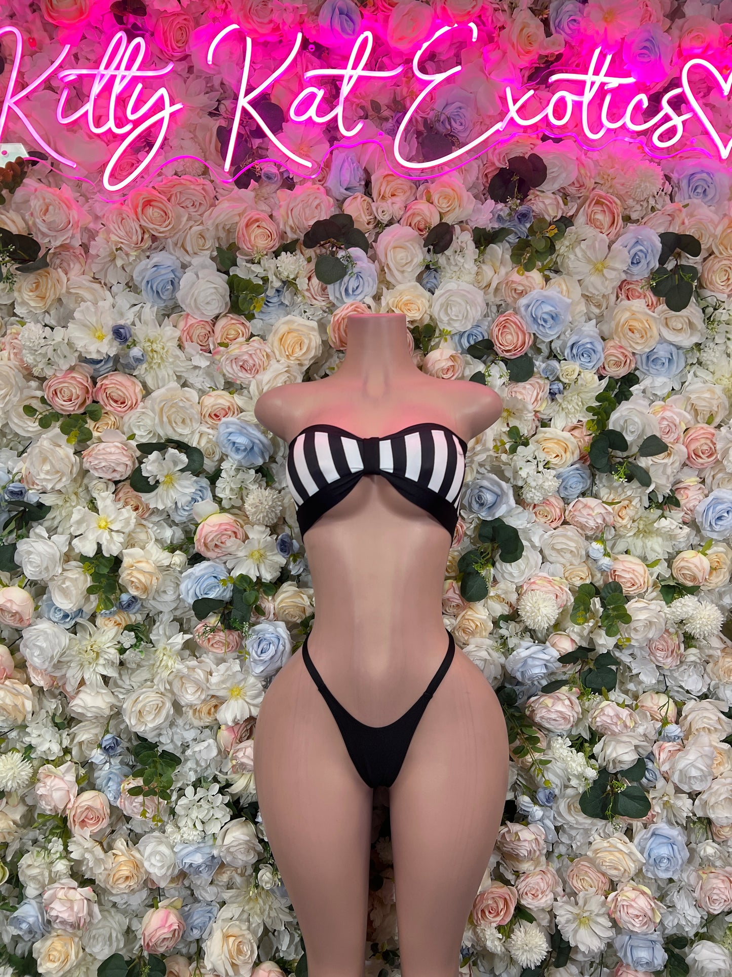 Striped strapless bandeau bikini with black bottom, mannequin full-body front