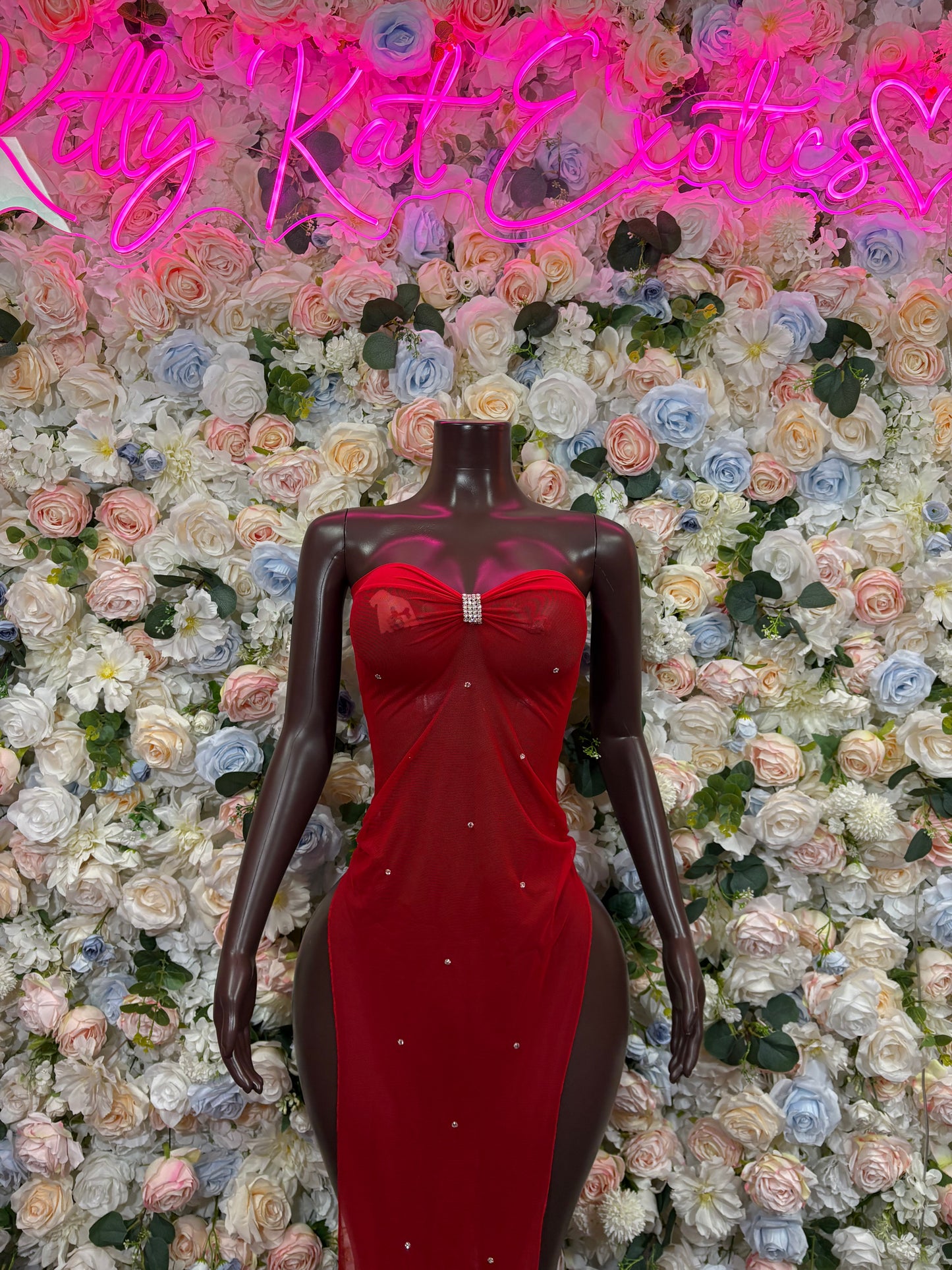 Summer Red Gown - Sexy Dance Costume, Sultry Clubwear Gown, Bold Performance Outfit, Trendy Party Dress