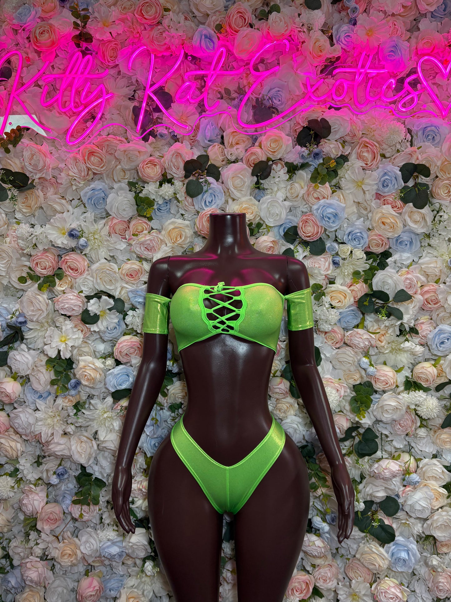 Neon Green Two Piece Crop Top Set  – Summer  & Rave Wear Dancewear
