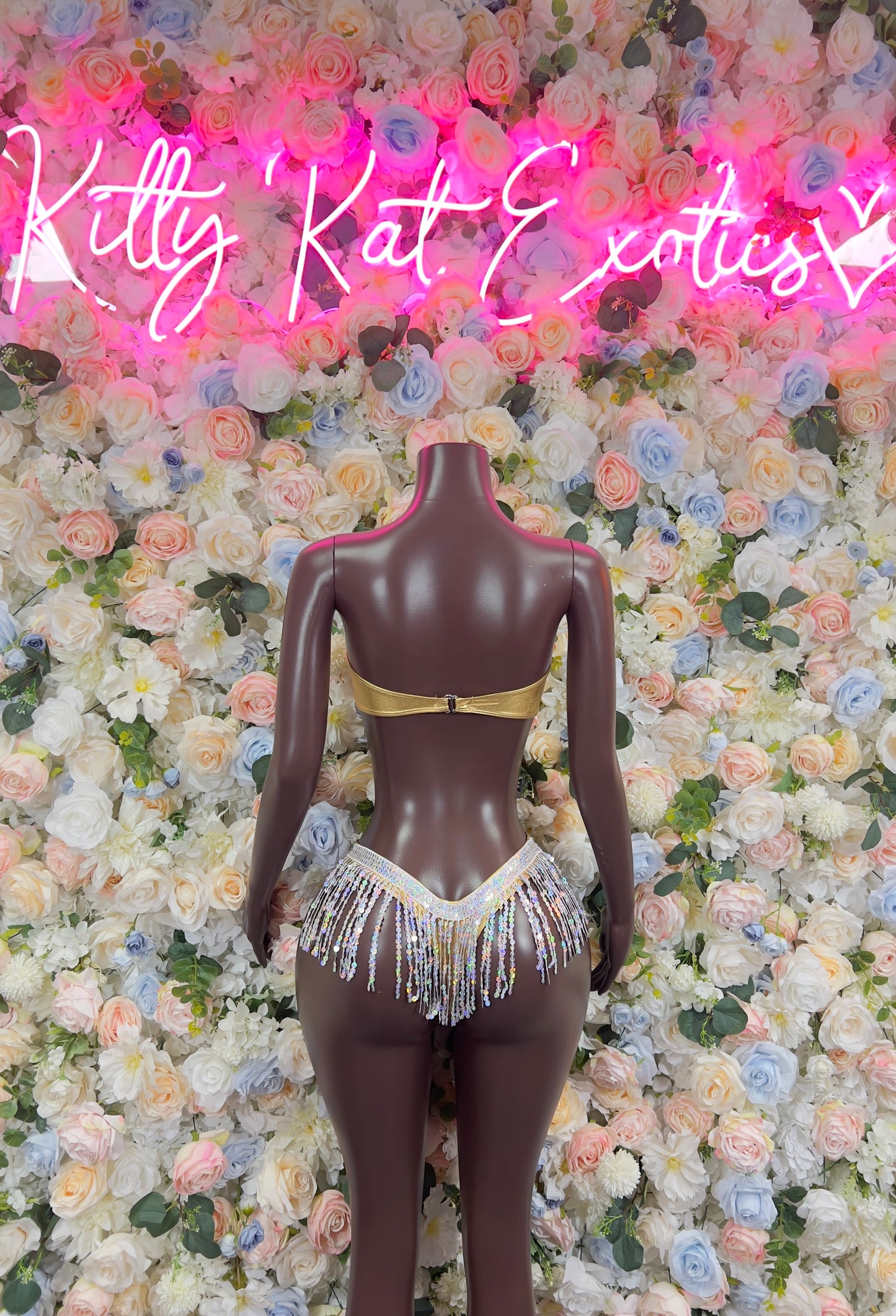 Christmas Gold Metallic Two Piece Women – New Year’s Eve Outfit, Exotic Dancewear, Stage Performance Costume