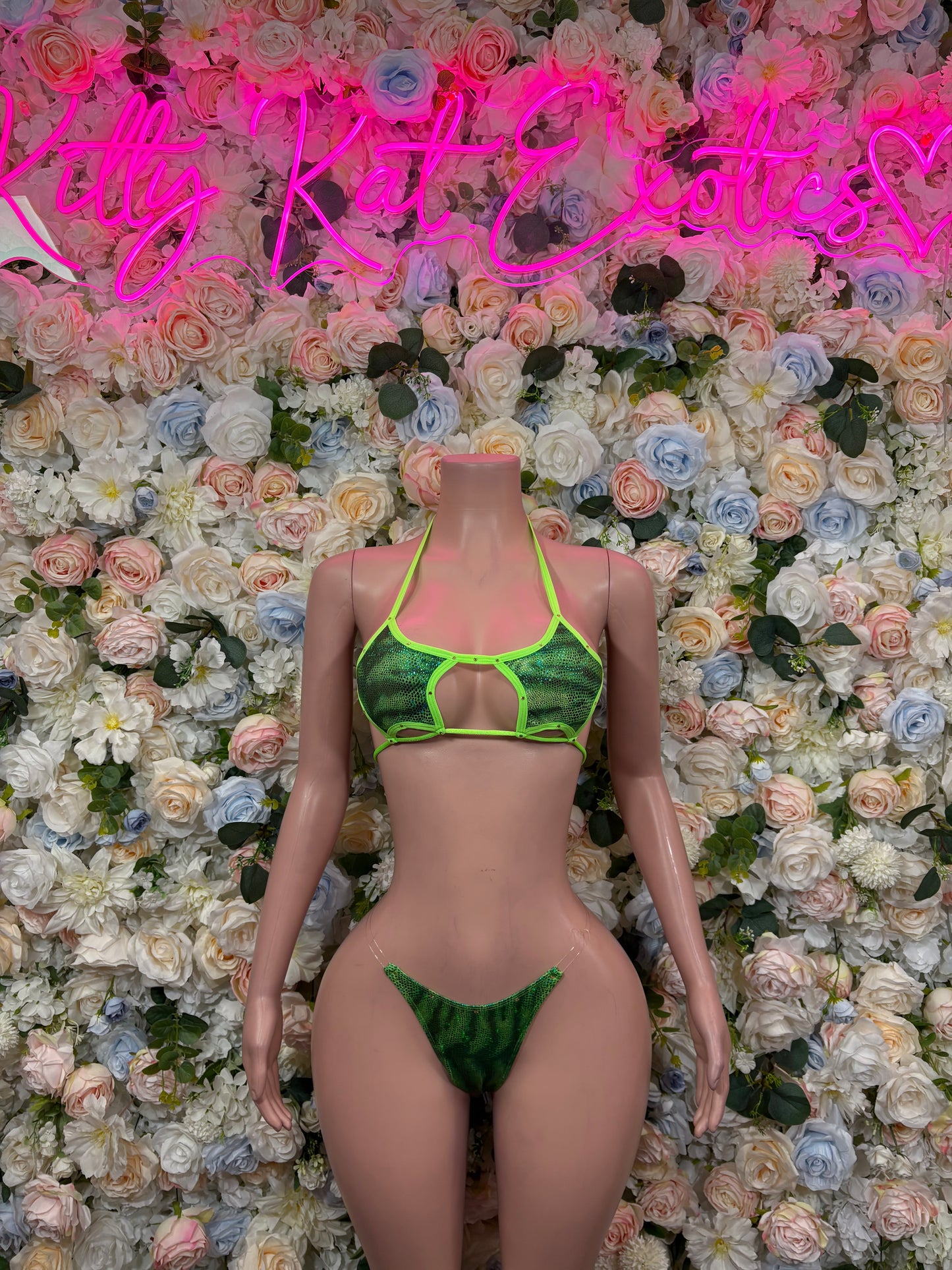 Women’s Bikini Green Two Piece Set Ravewear –  Dancewear Outfit