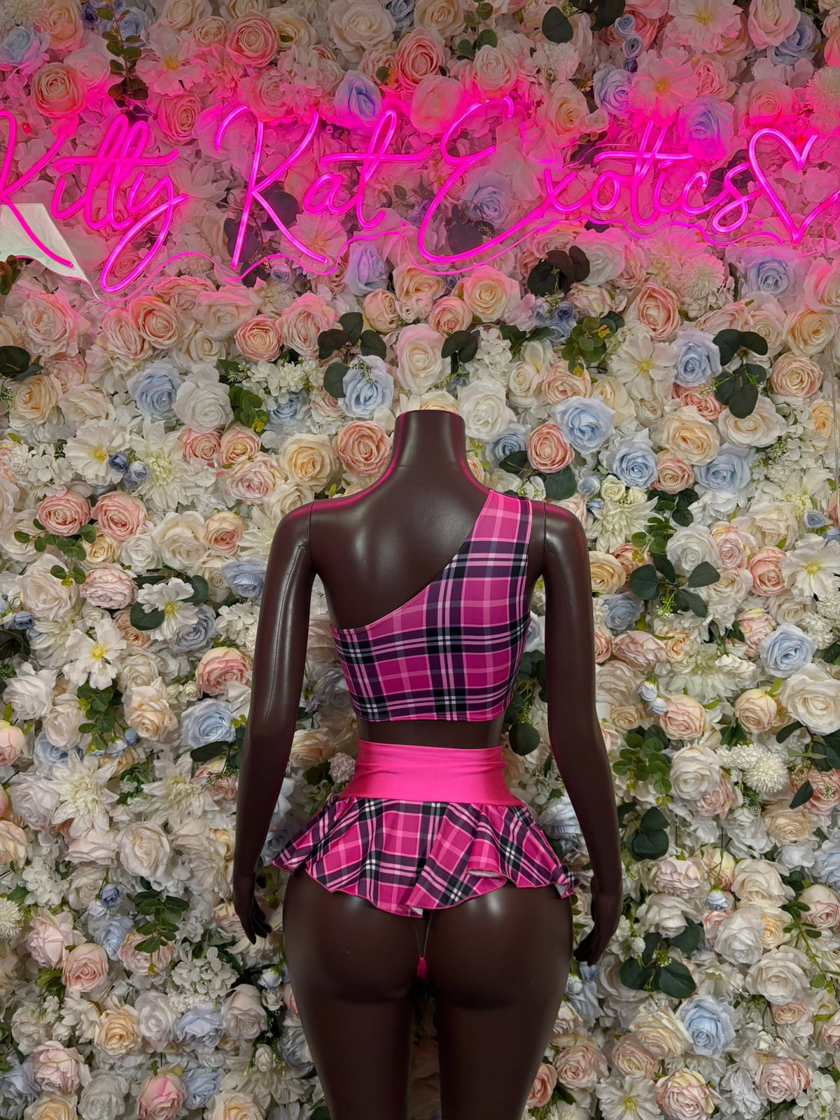 Pink plaid halter mini skirt set with fitted peplum waist and ruffled hem