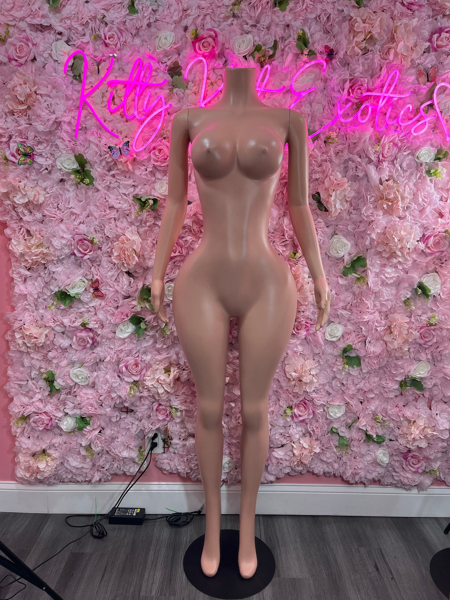 BBL Mannequin (Package #3)  High-Quality Display Mannequin | 3 Business Day Shipping | Please Read Description