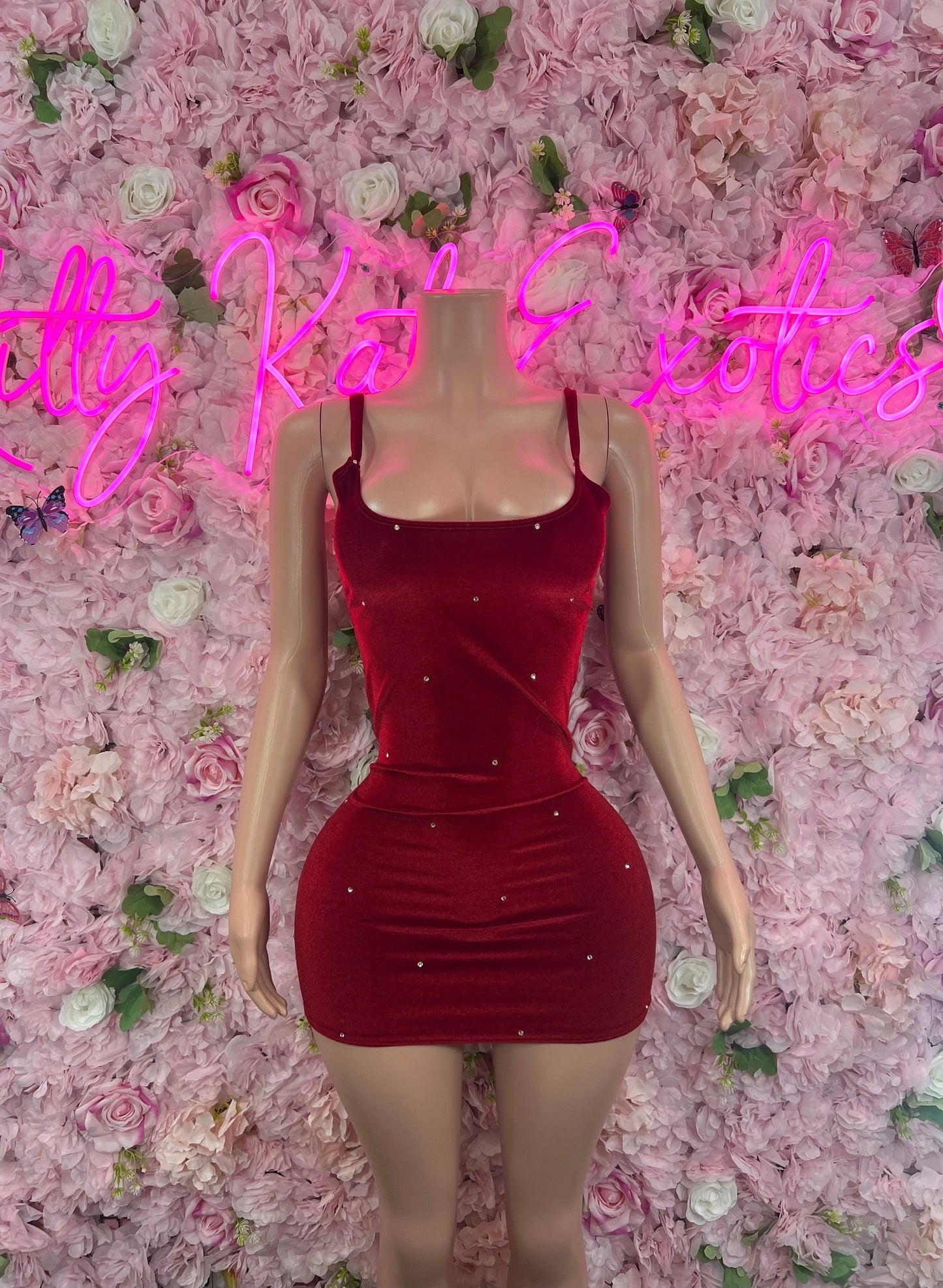 Red Dress  Perfect for Evening, Party, or Formal Wear | Bold and Stylish Women's Fashion Womens Clothing