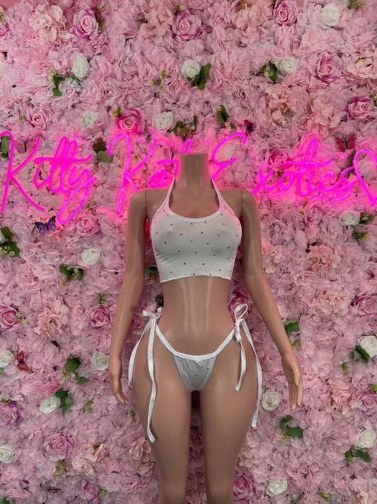 Two-Piece Crop Top Bikini White  Stylish Swimsuit Set for Beach, Pool, or Summer Vacation | Trendy and Comfortable Swimwear