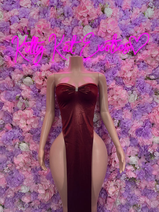 Bridal Maroon Gown Exotic Dancewear   Elegant and Sexy Evening Dress for Performers, Events, or Special Occasions
