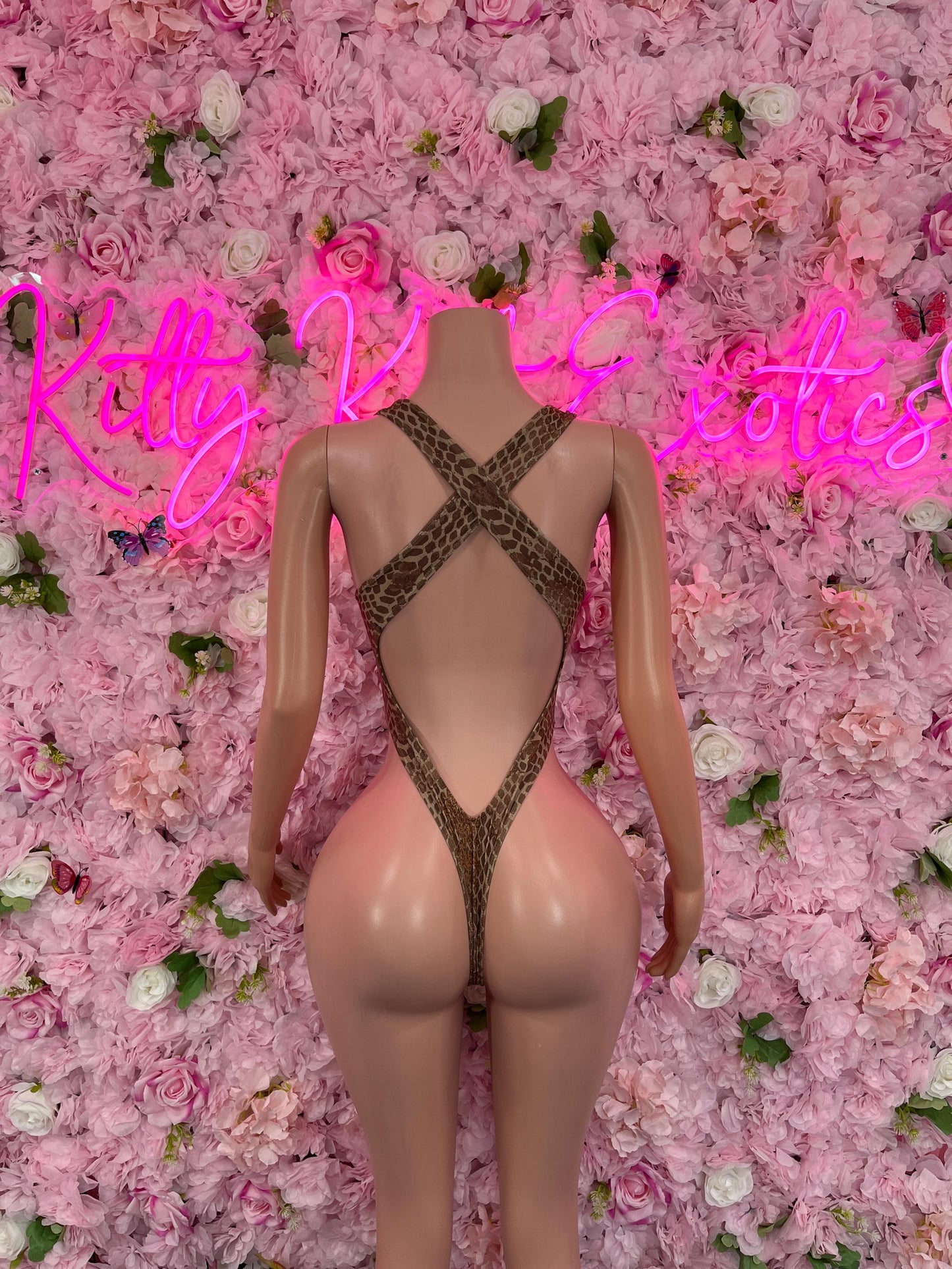 Slingshot Bodysuit Leopard  Sexy Outfit for Parties, Clubwear, or Festivals | Trendy and Eye-Catching Fashion Exotic Dancewear