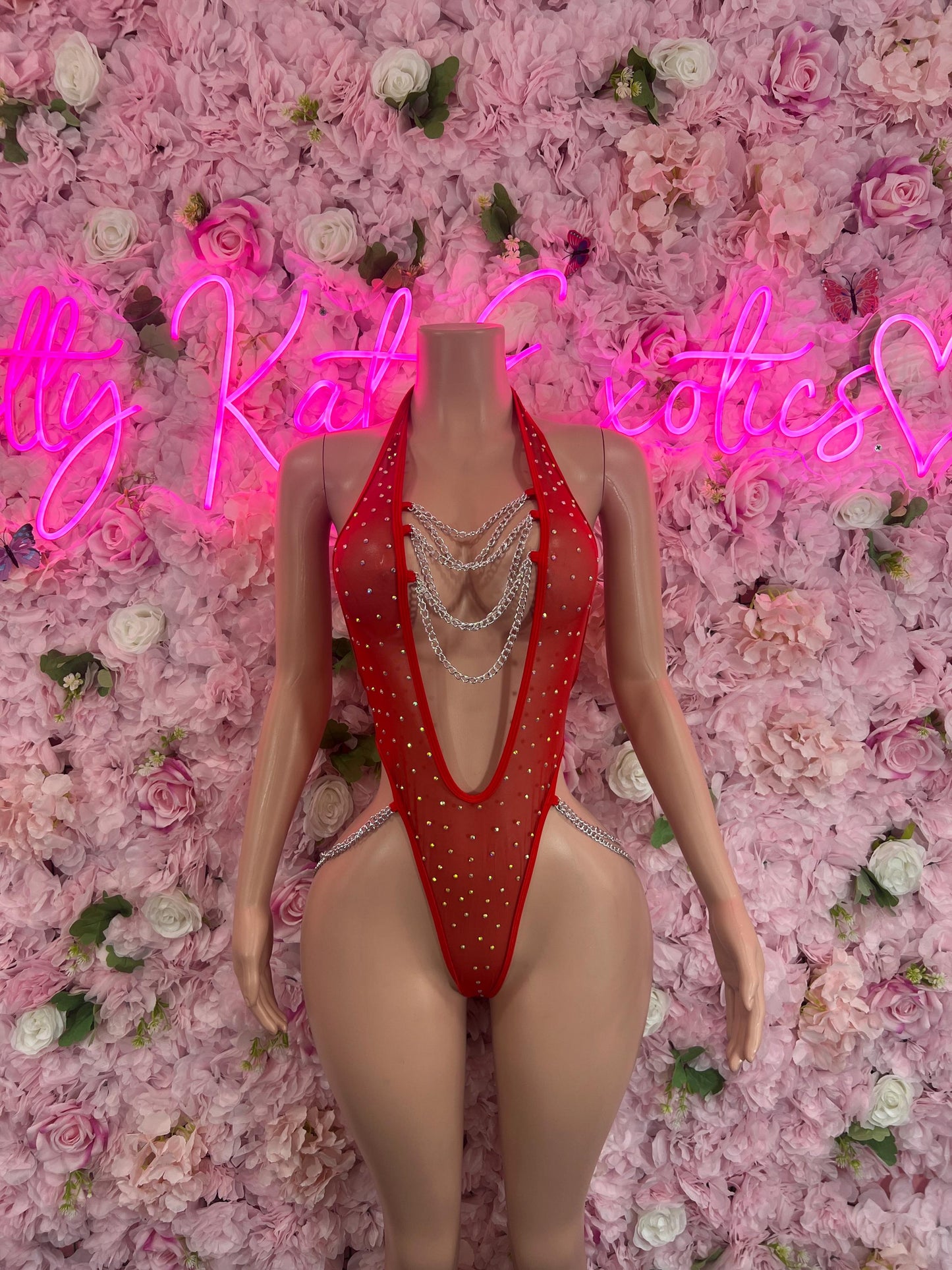 One Piece Red Chainlink