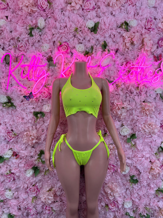 Two Piece Crop Top Green Bikini  Sexy Outfit for Parties, Clubwear, or Festivals | Trendy and Eye-Catching Fashion Exotic Dancewear