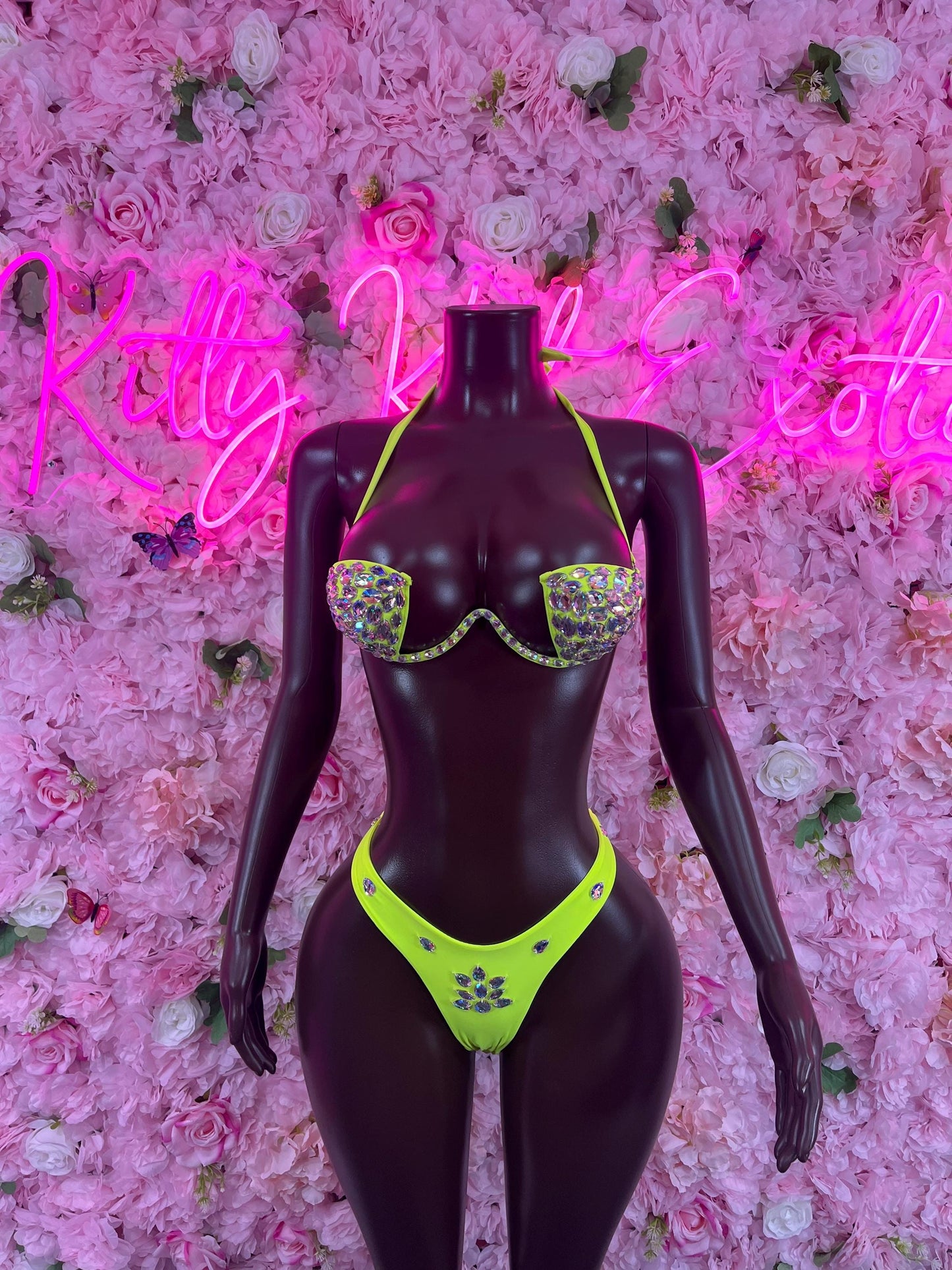 Two Piece Green Rhinestone Bikini  Sexy Outfit for Parties, Clubwear, or Festivals | Trendy and Eye-Catching Fashion Exotic Dancewear