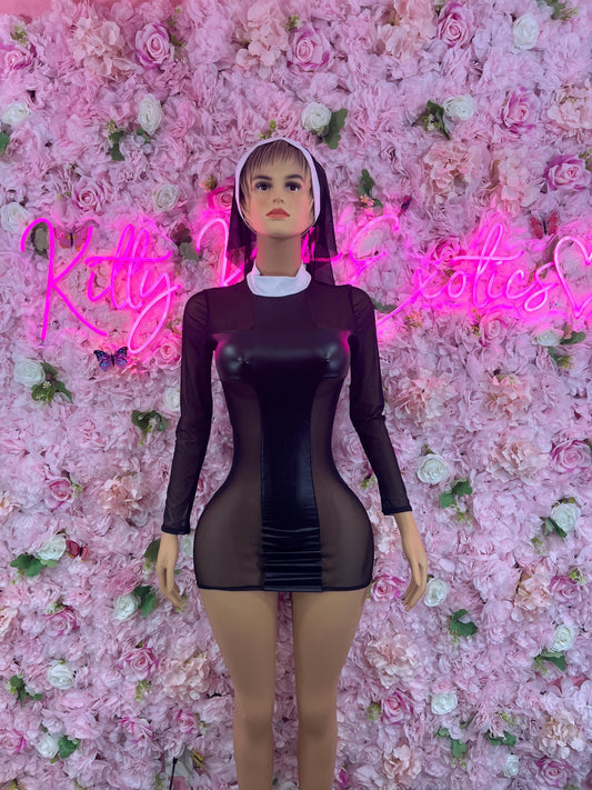 Halloween Costume “Nun - All Accessories Shown Included (small/medium)