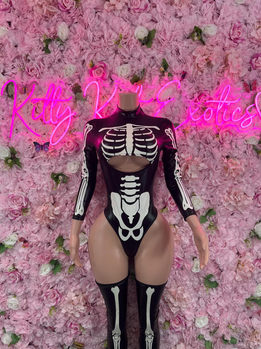 Halloween skeleton cat costume with white bone print, black hood and striped sleeves