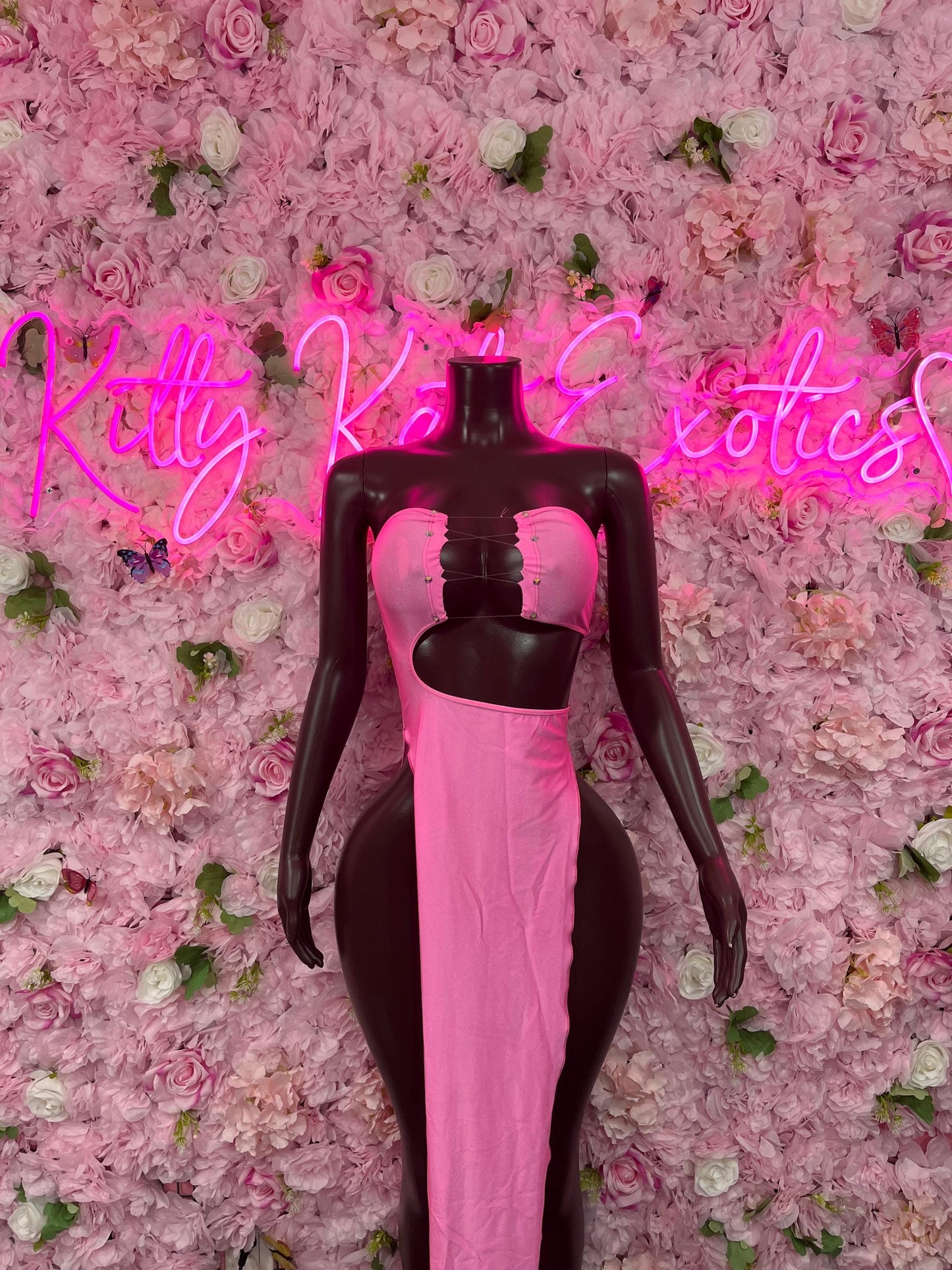 Gown Pink  Soft and Elegant Party, Evening, or Casual Wear | Luxurious Women's Fashion