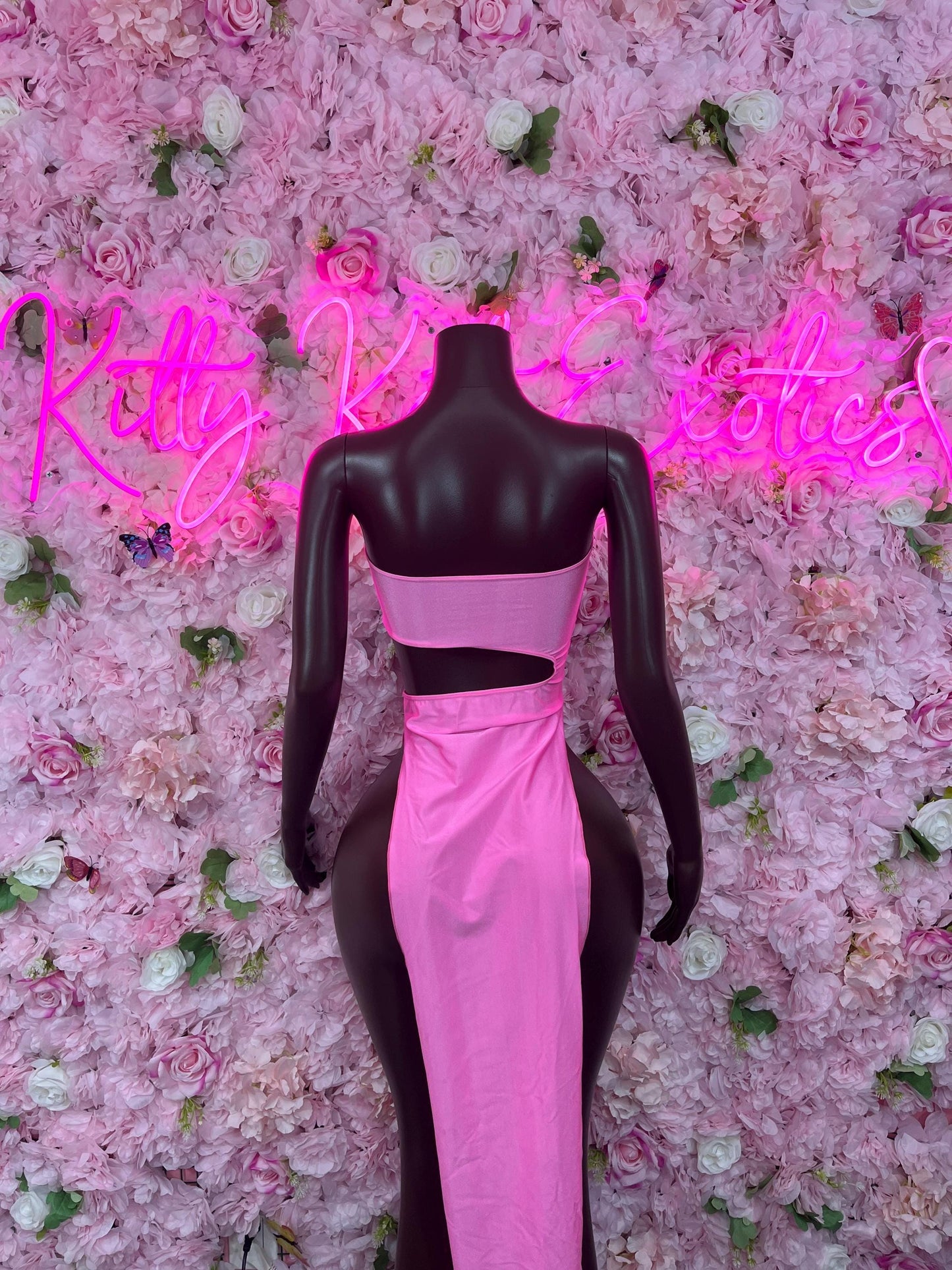 Gown Pink  Soft and Elegant Party, Evening, or Casual Wear | Luxurious Women's Fashion