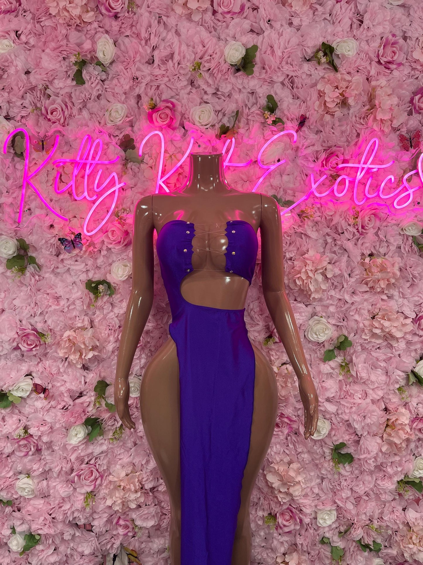 Gown Purple   Soft and Elegant Party, Evening, or Casual Wear | Luxurious Women's Fashion