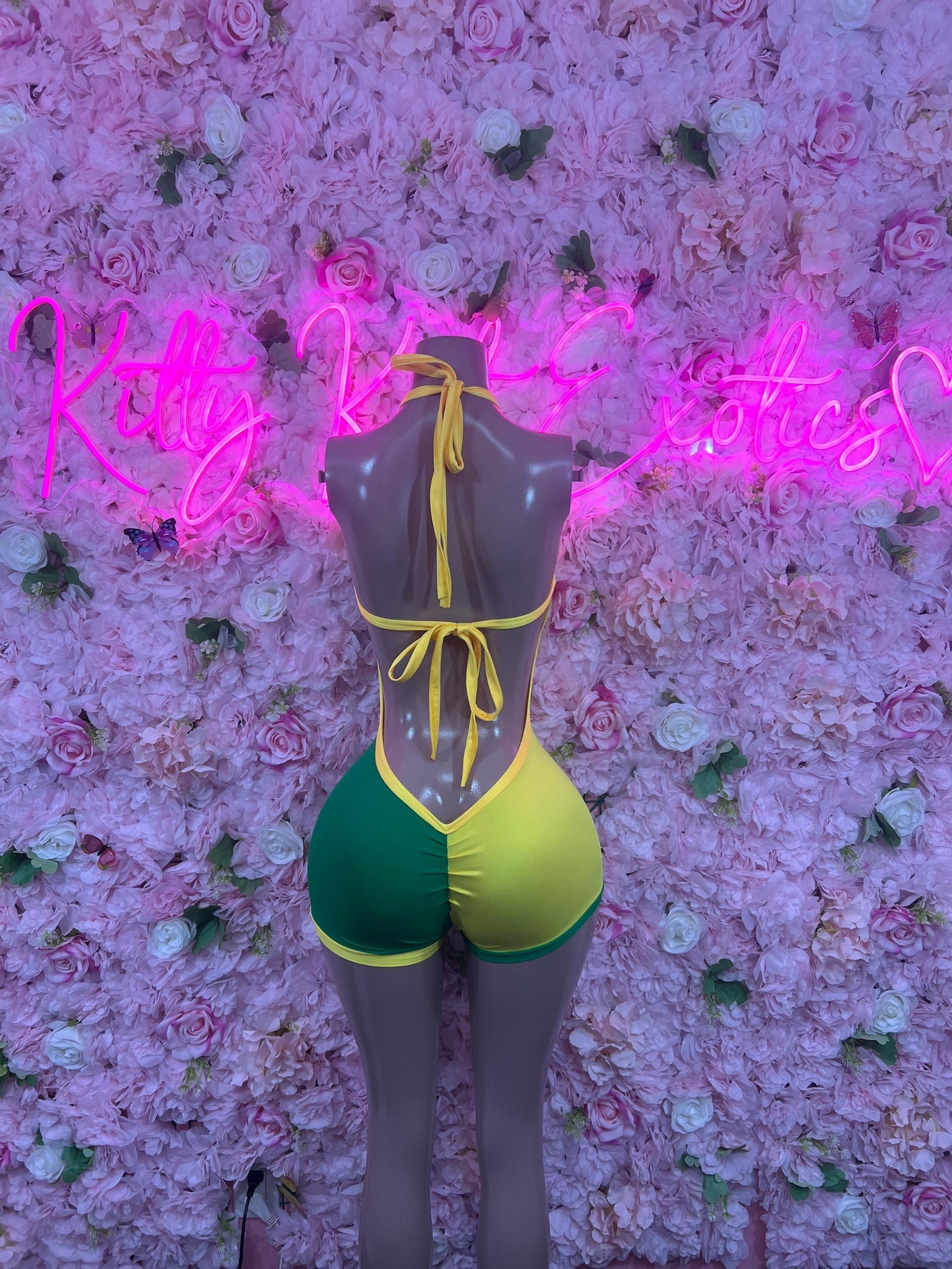 Brazilian Beauty: Two-Piece Swimwear Set for Sun-soaked Days