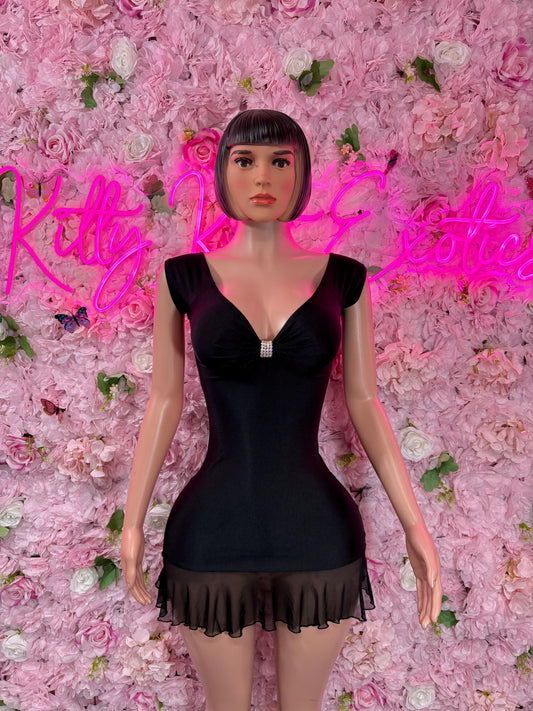 Exotic Dancewear Black Dress  Elegant and Sexy Evening Dress for Performers, Events, or Special Occasions Womens Clothing