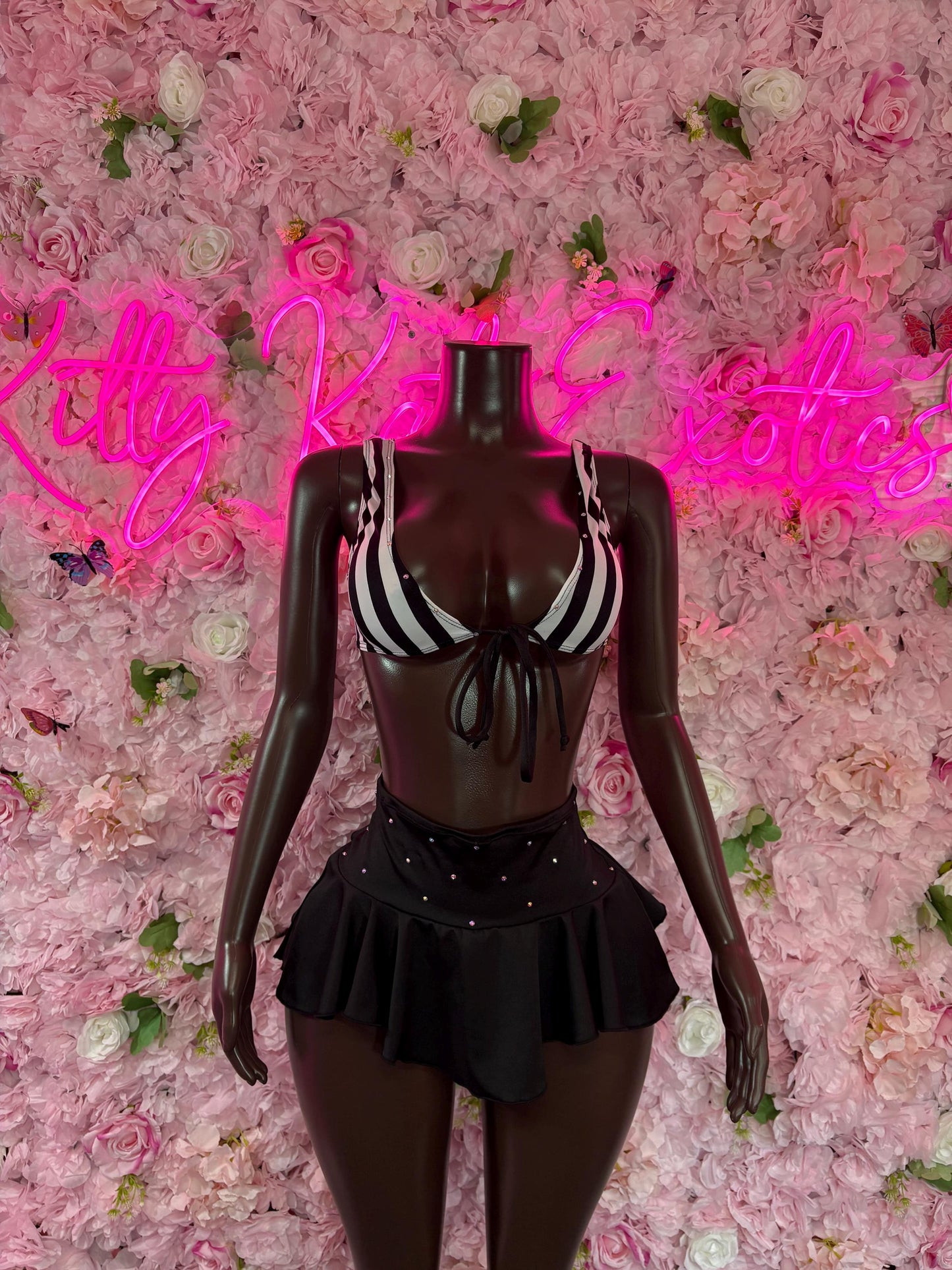 Sports Referee Costume Set - Two Piece Sports Skirt  for Women - Halloween, Rave, Clubwear, Game Day, Roleplay, Festival Look