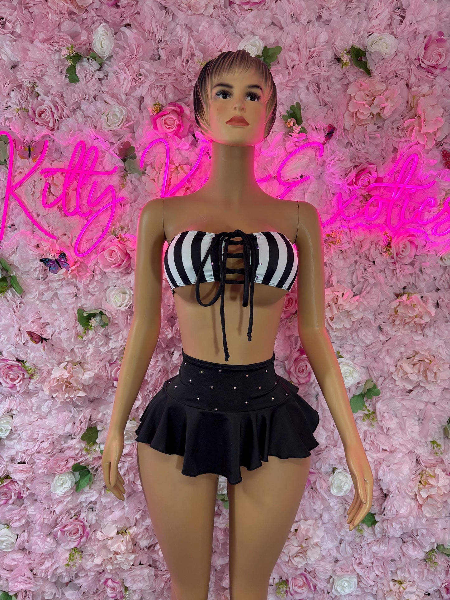 Referee Costume Set - Two Piece Sports Skirt  for Women - Halloween, Rave, Clubwear, Game Day, Roleplay, Festival Look