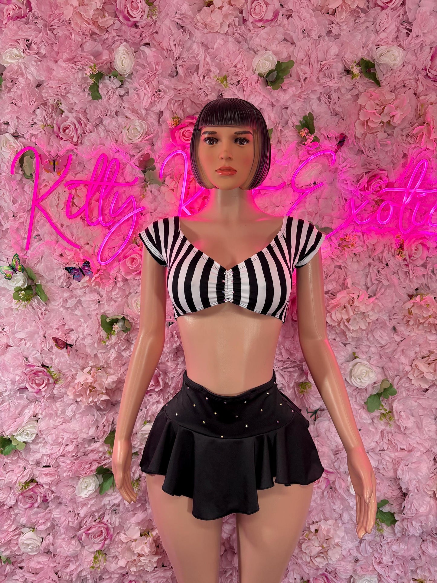 Bottle Girl Referee Costume Set - Two Piece Sports Skirt for Women - Halloween, Clubwear, Game Day, Roleplay, Festival Look