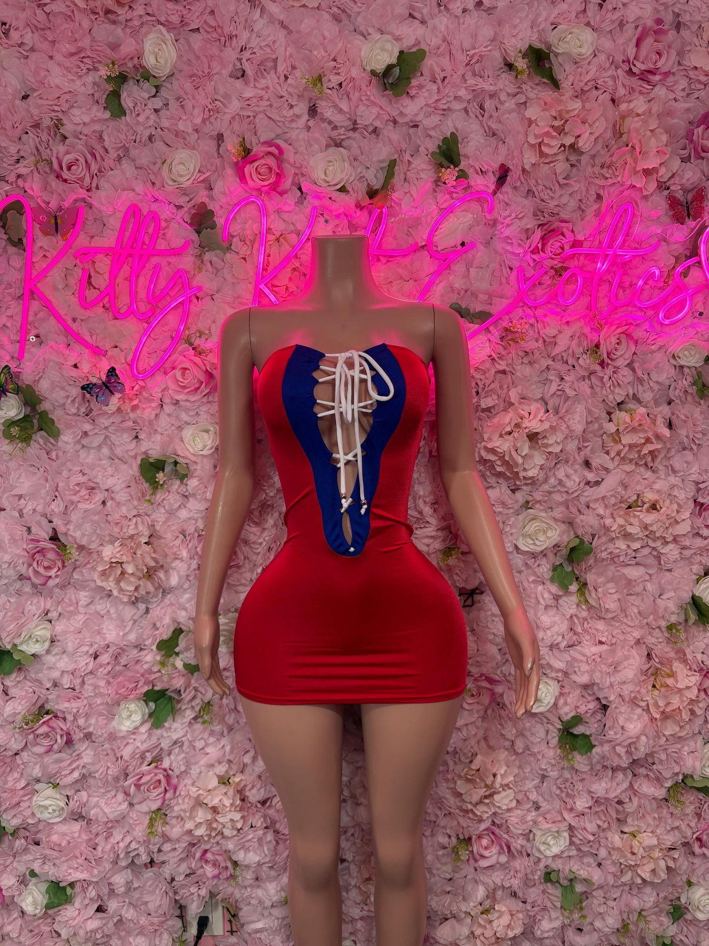 USA  One - Piece Bodysuit Patriotic Swimsuit for Beach, Pool Parties, or Summer Fun | Stylish and Comfortable Swimwear