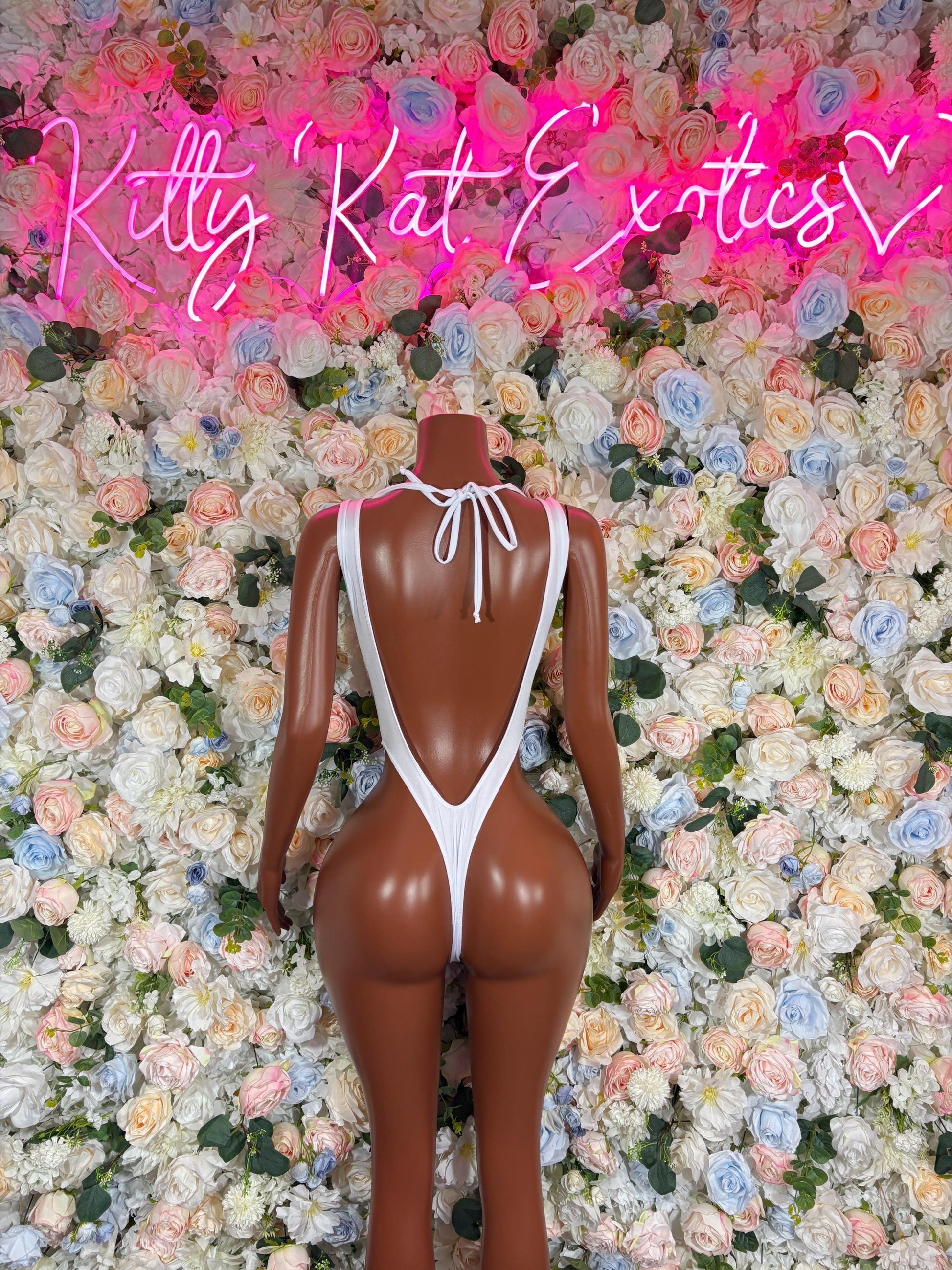 White festival bodysuit, open back with tie straps and V-shaped back