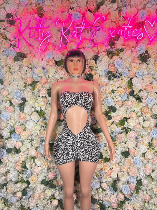 Leopard print strapless bodysuit with oval cutout and lace-up front