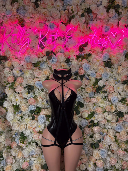 Halloween Costumes Cat Women  Womens Cosplay Costume, Bottlegirl Bartender Outfit, Cosplay Costume