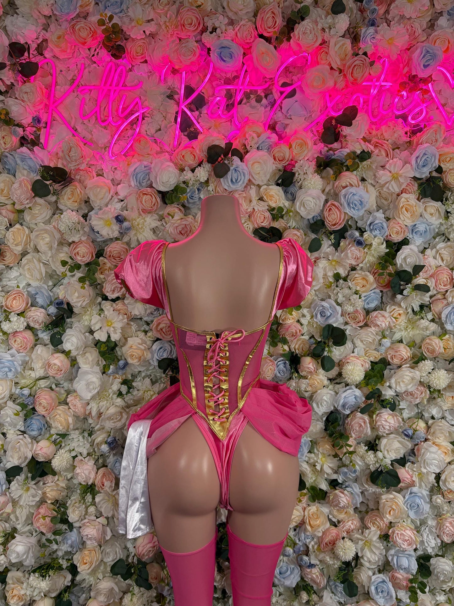 Halloween Costumes Princess Peaches  Womens Cosplay Costume, Bottlegirl Bartender Outfit, Cosplay Costume