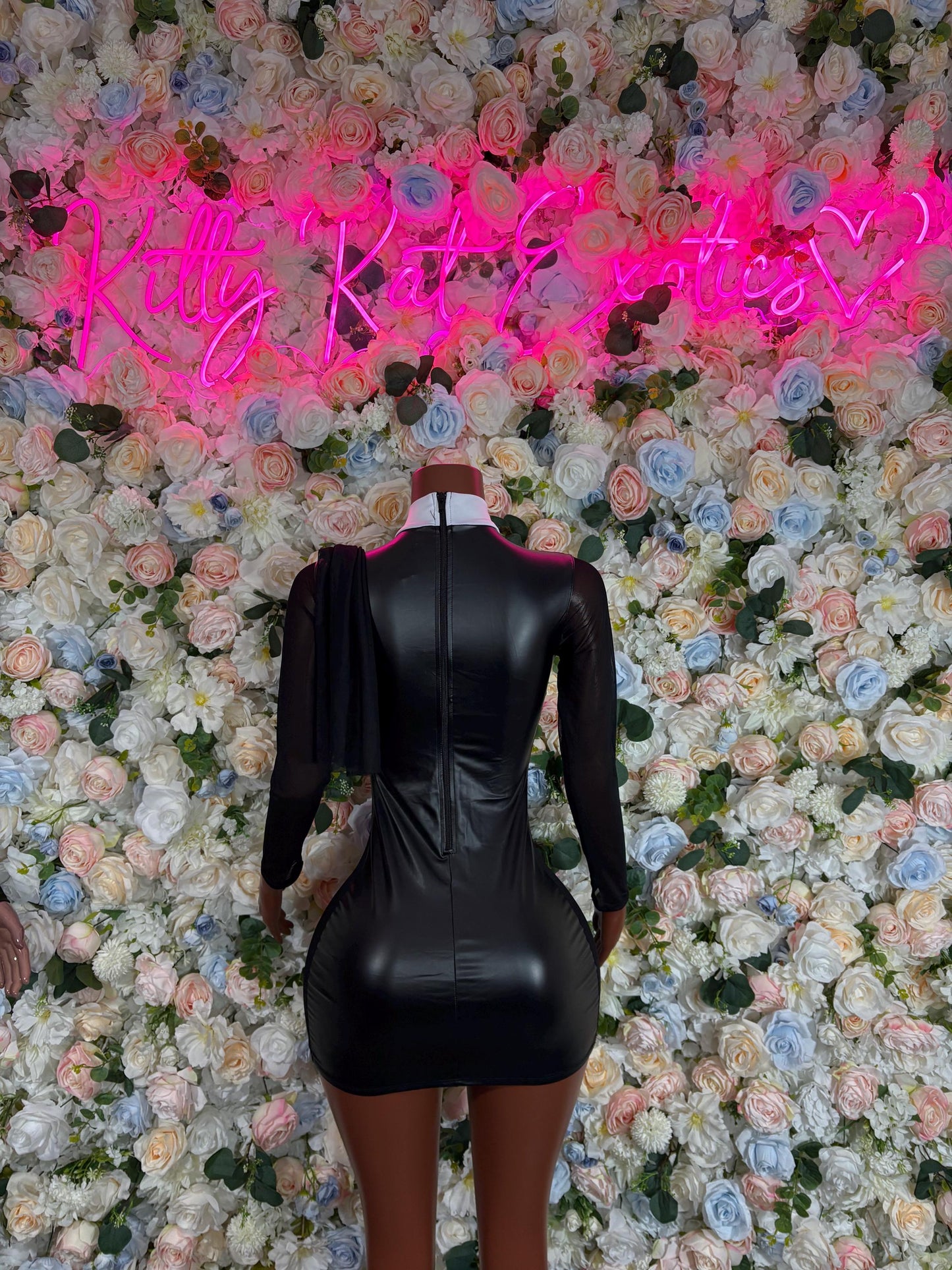 Halloween Costumes Nun Womens Cosplay Costume, Bottlegirl Bartender Outfit, Cosplay Costume