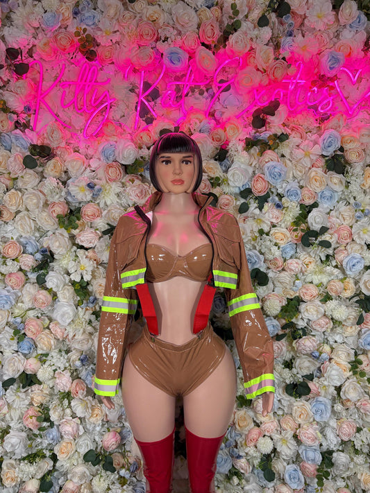 Firefighter Costume: Women's Halloween Cosplay Outfit