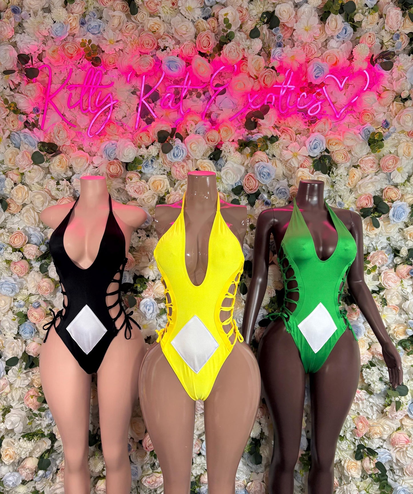 Halloween Costume “Power Ranger Custom Bottlegirl Costume ( small,med or large )