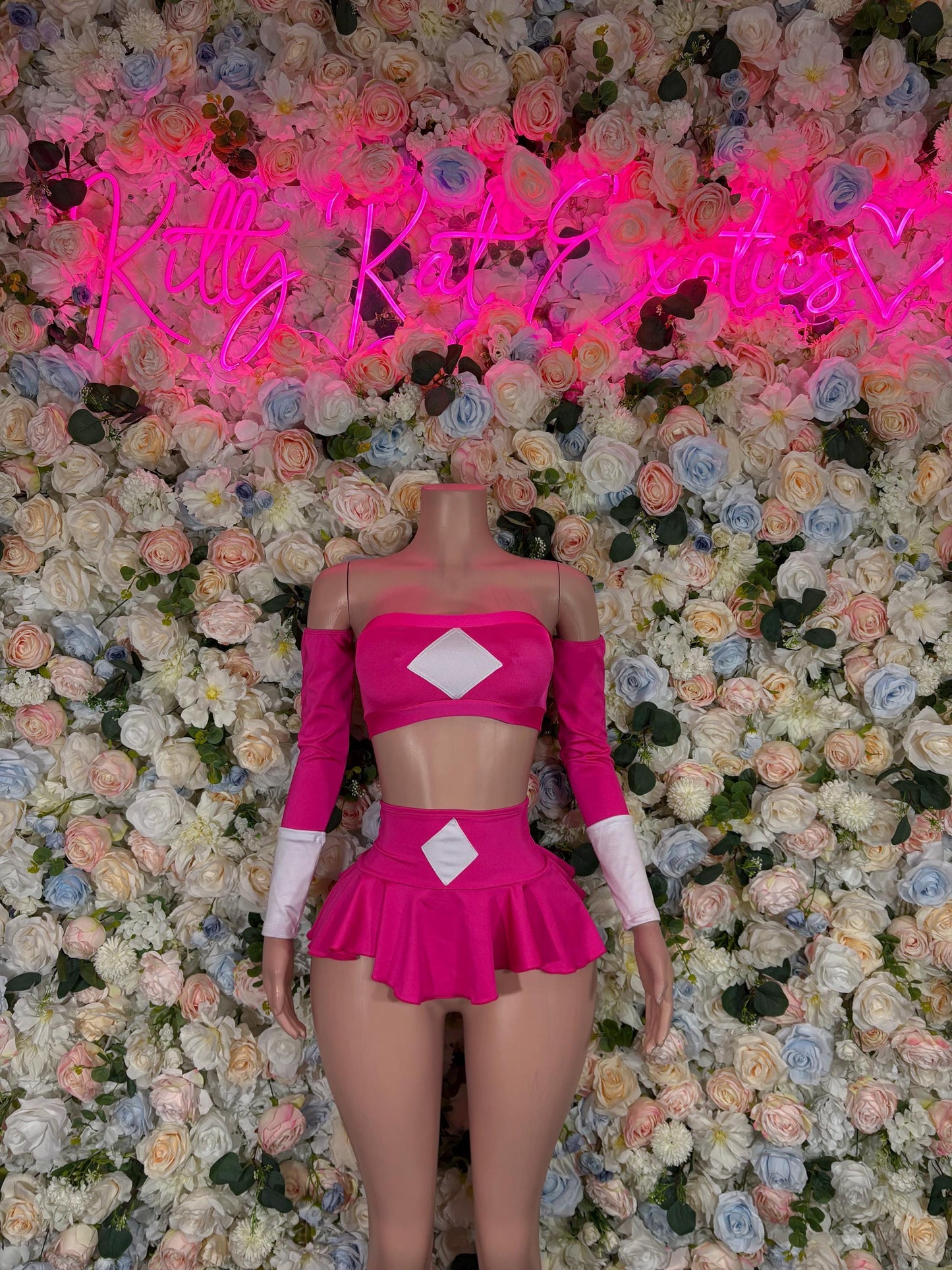 Halloween Costume Power Ranger Two Piece Pink With Sleeves for Women, Bottlegirl Bartender Outfit, Cosplay