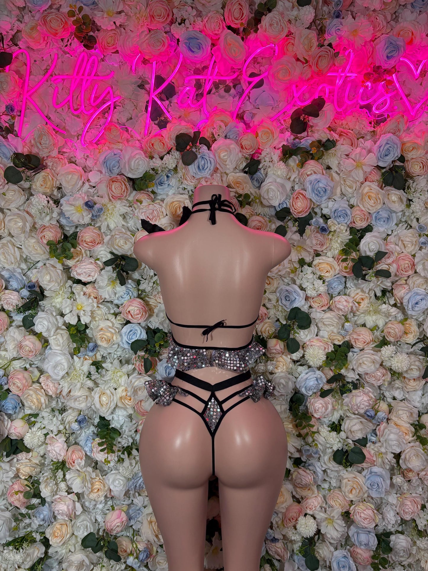 Halloween Costumes Rave Bunny Adult Costume, Bottlegirl Bartender Outfit, Cosplay Costume