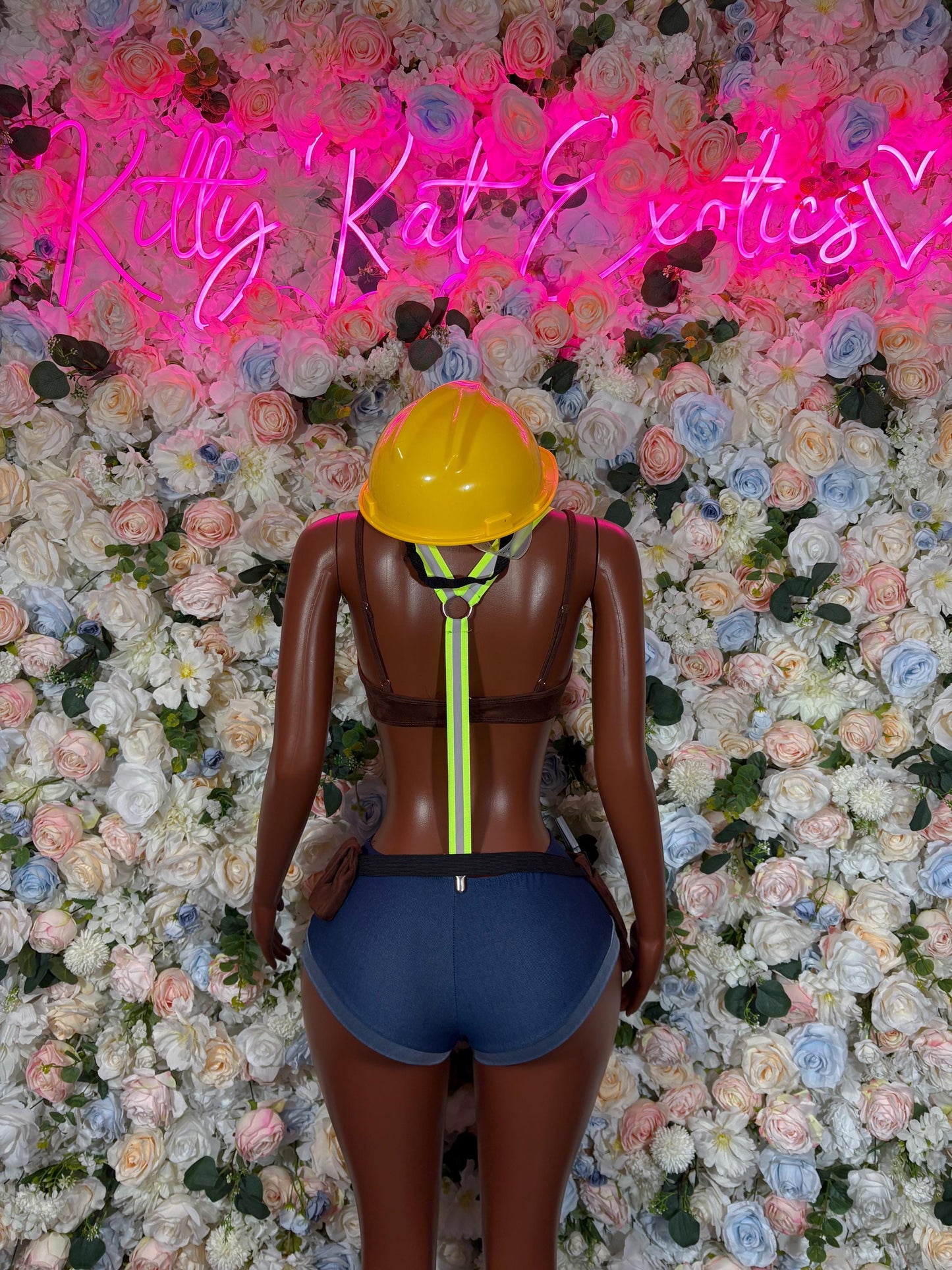 Construction Worker Halloween Costumes Adult Costume, Bottlegirl Bartender Outfit, Cosplay Costume (All Accessories in Photo Included)