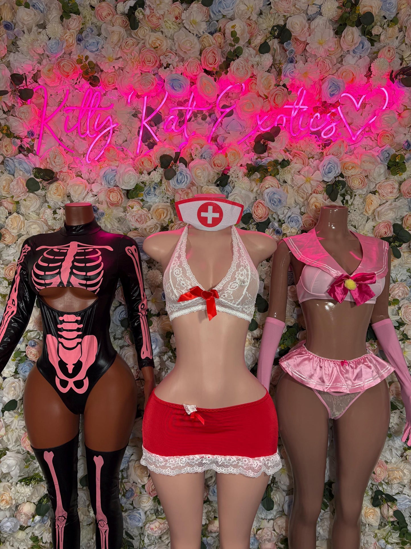 Halloween Costumes “Sexy Nurse Adult Costume, Bottlegirl Bartender Outfit, Cosplay Costume