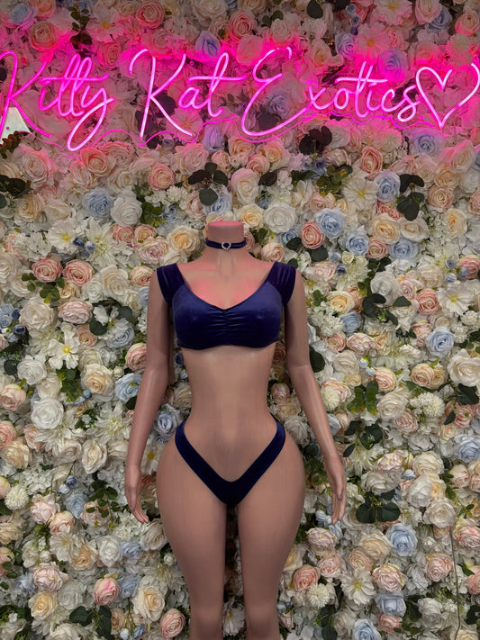 Navy scoop-neck two-piece bikini dancewear set with V-cut bottoms and slim straps